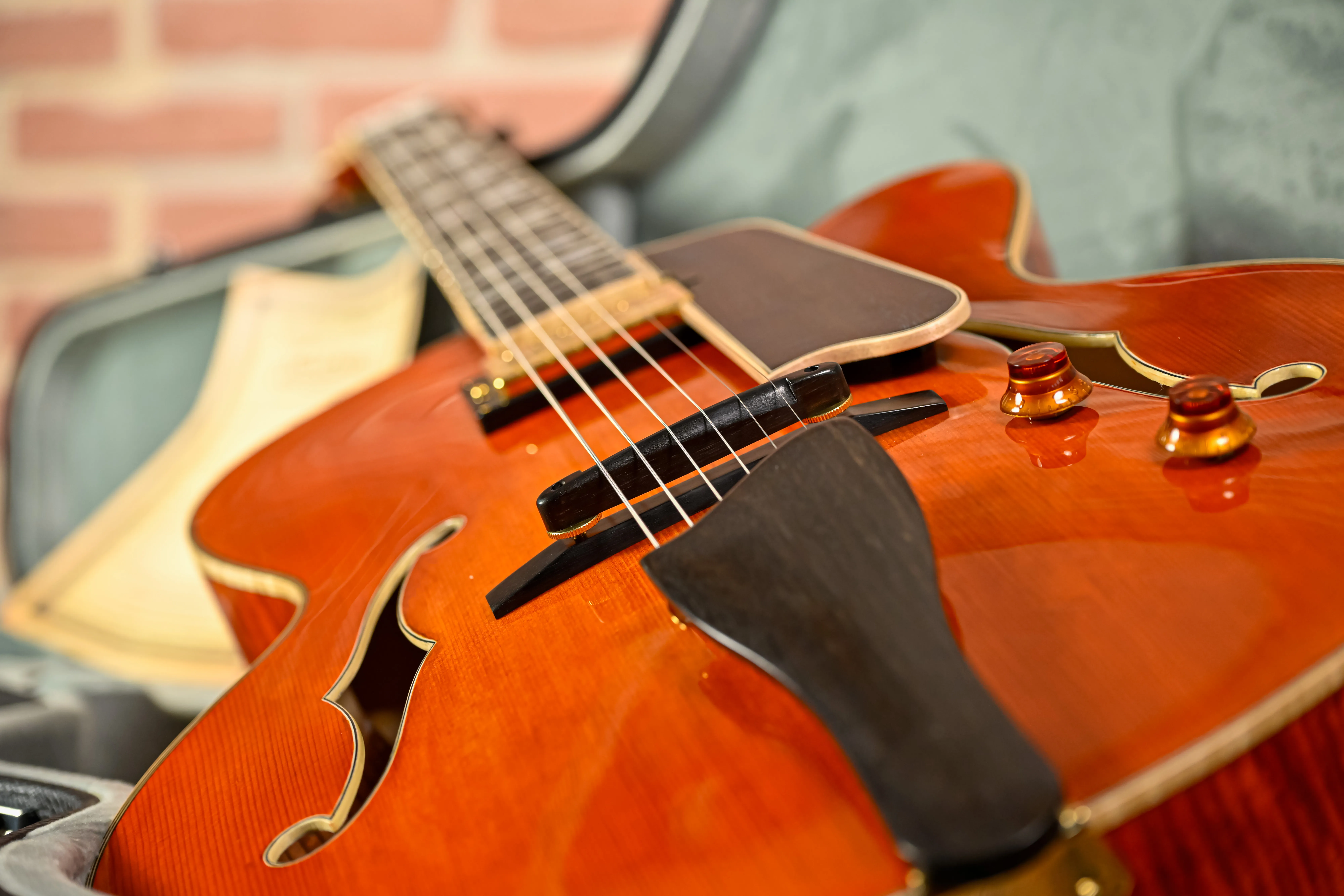 Eastman AR580CE-HB im Hardshell Case