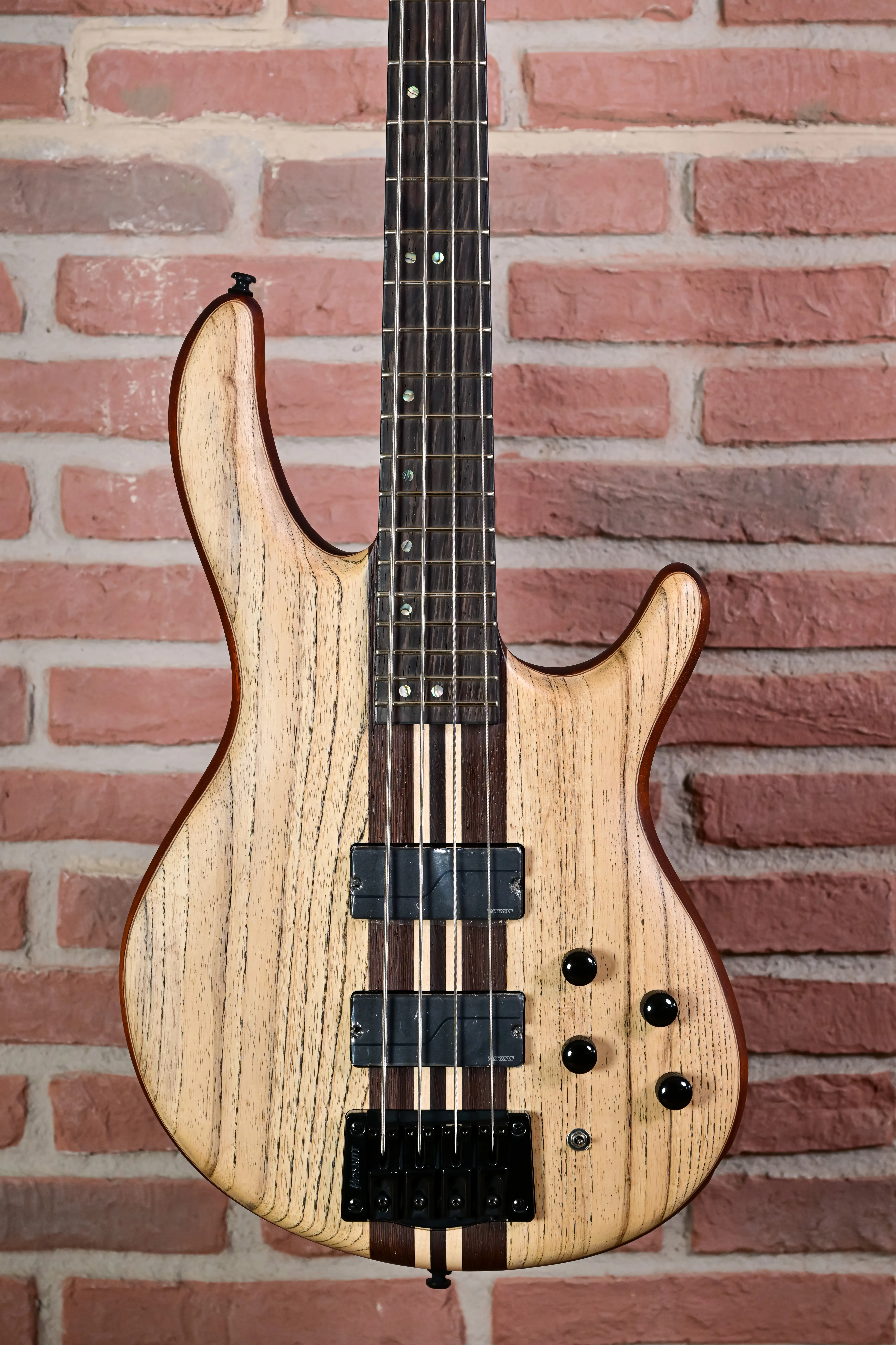 A4 Ultra Ash Bass Etched Natural Black