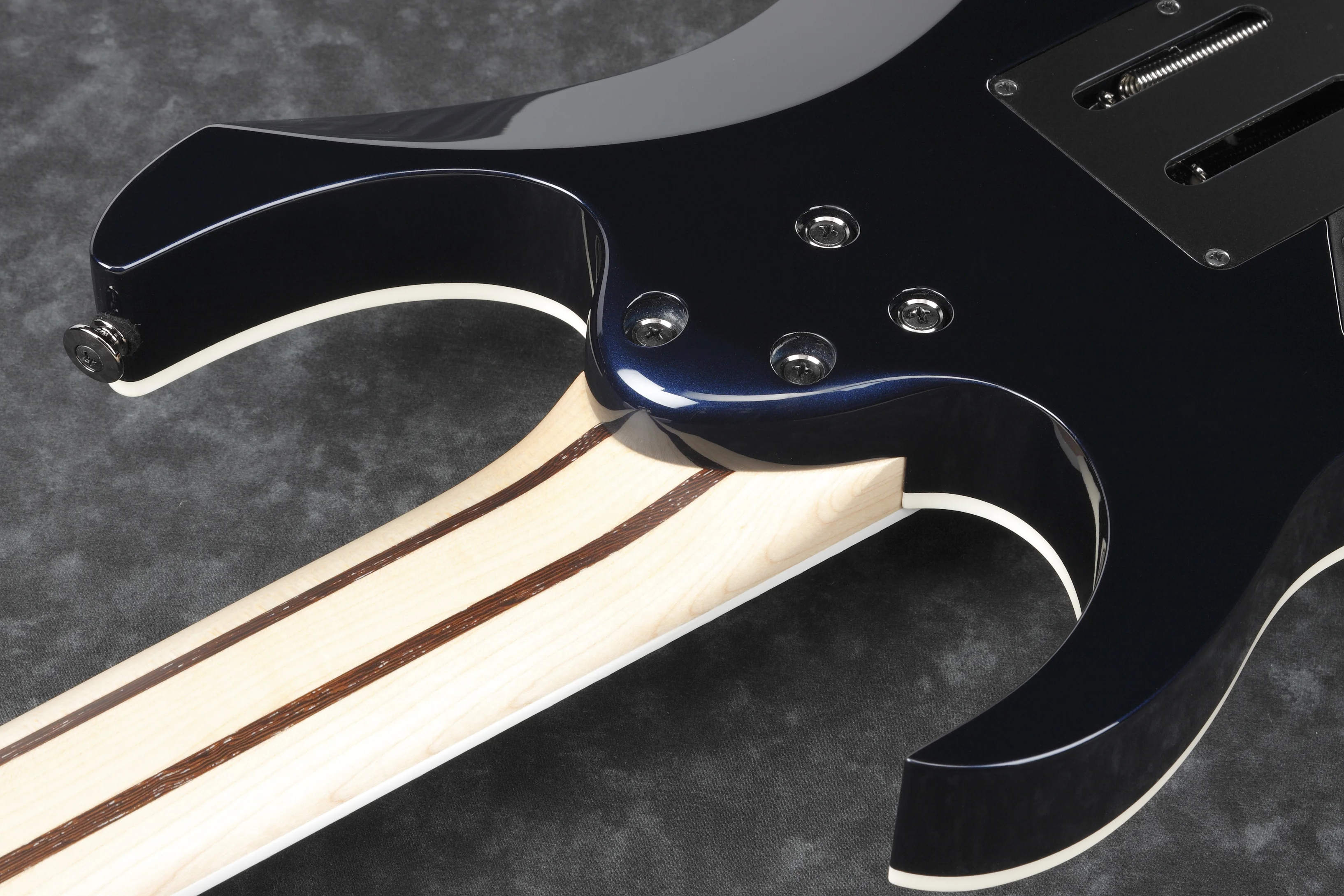 RG2027RXL-DTB Prestige RG  E-Gitarre