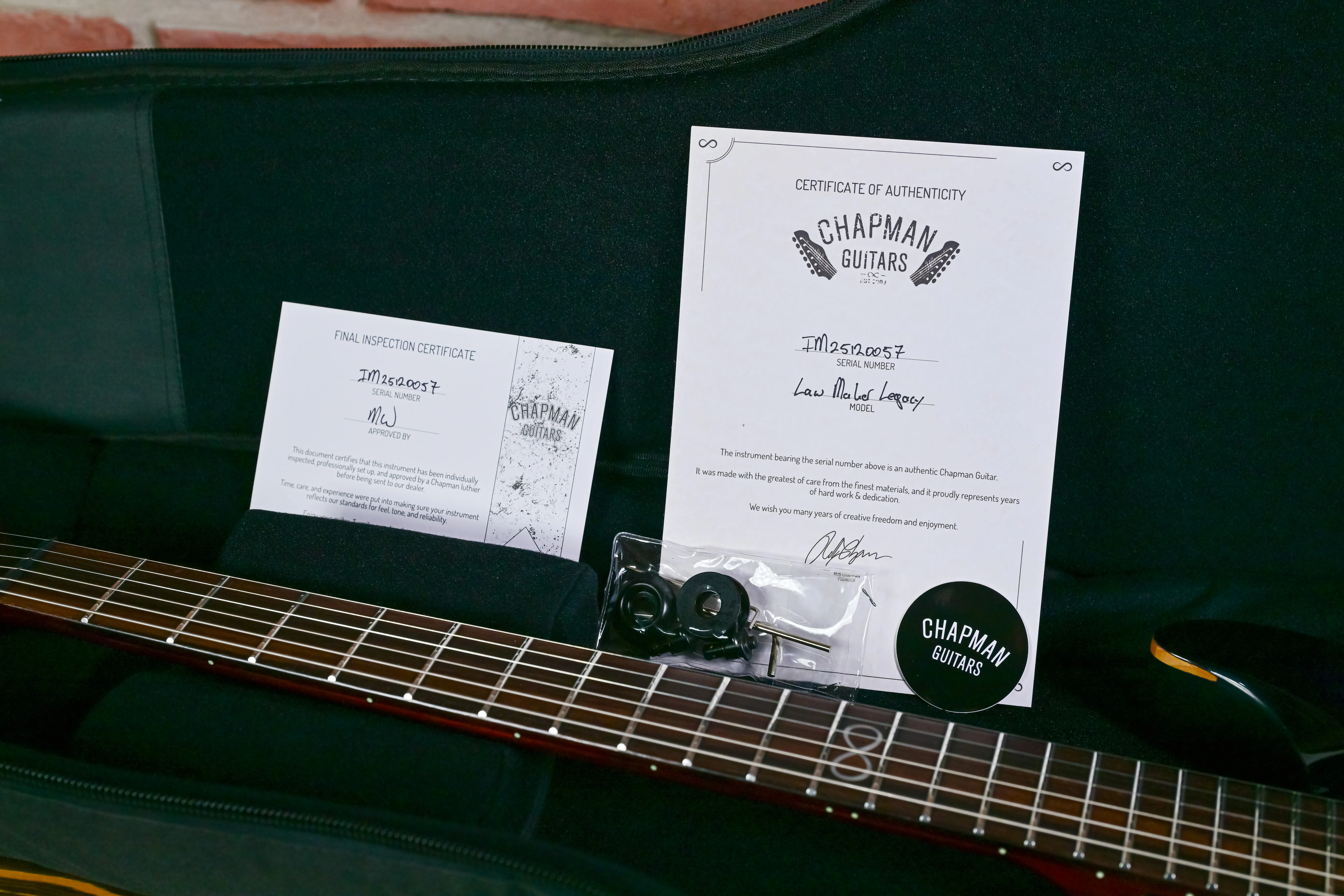Law Maker Legacy Blackberry Storm E-Gitarre