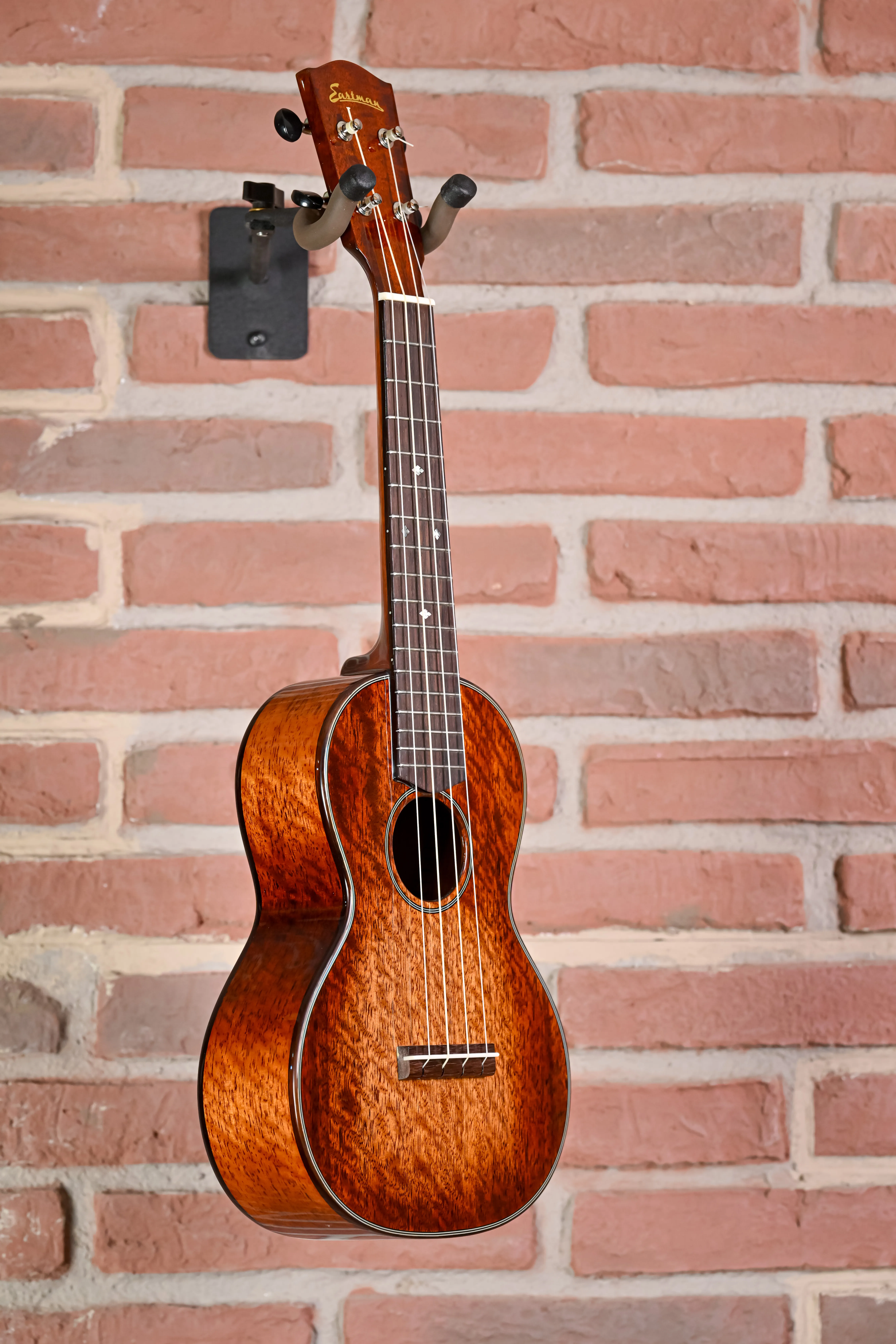 EU3-C Concert Ukulele All-Solid Mahogany