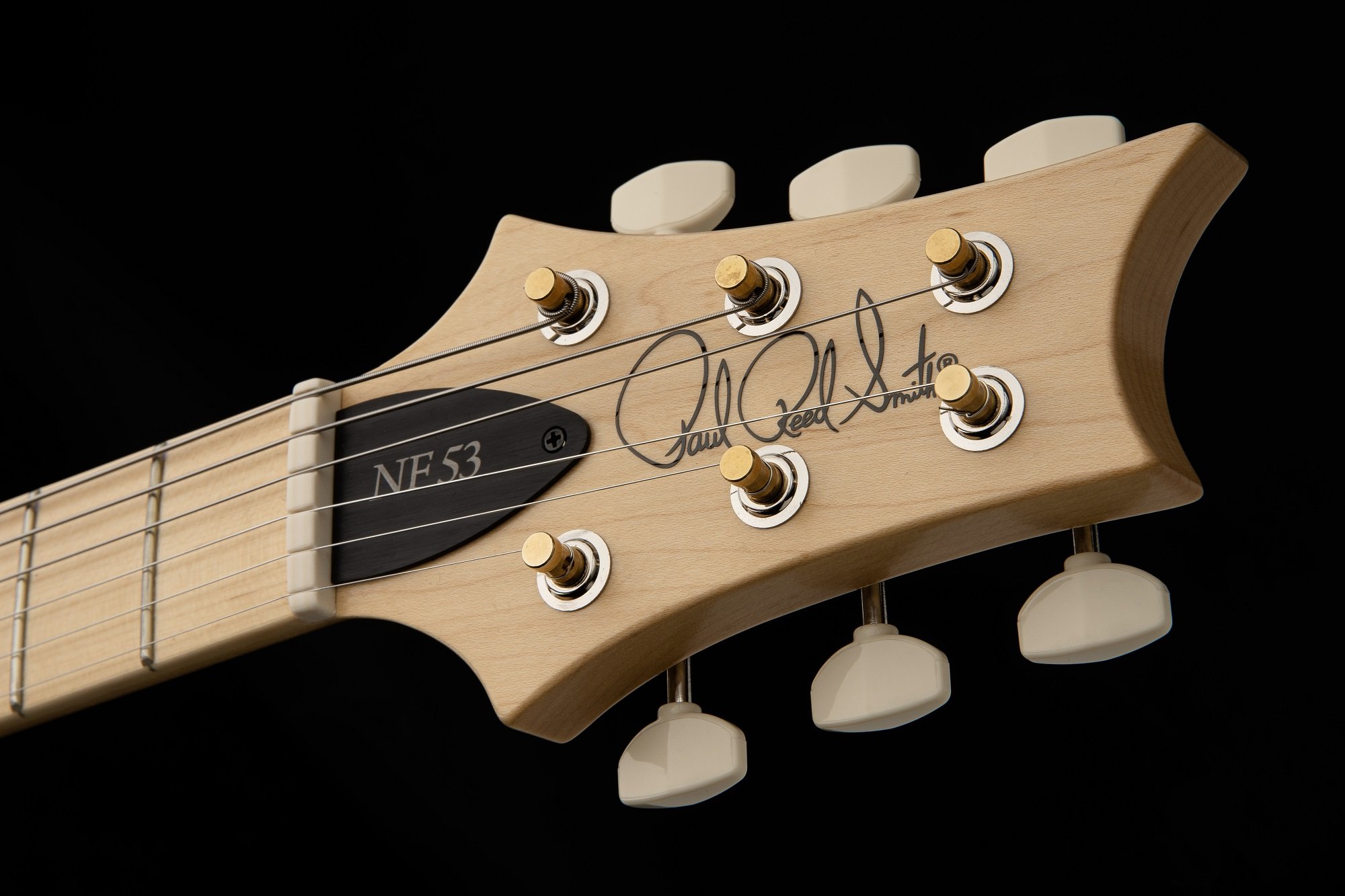 NF 53 Black Doghair