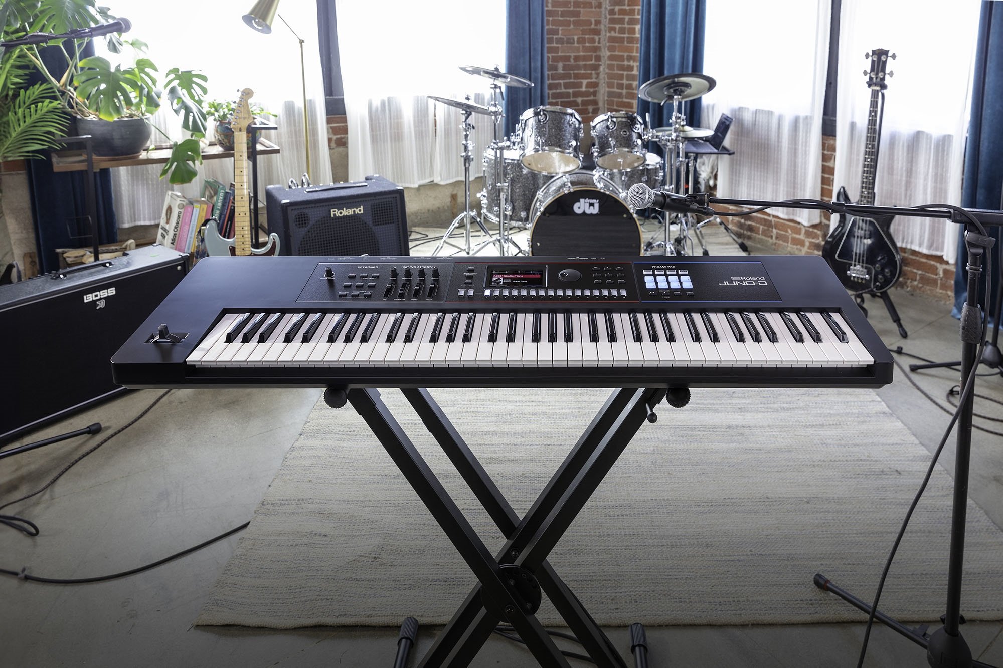 JUNO-D7 Synthesizer