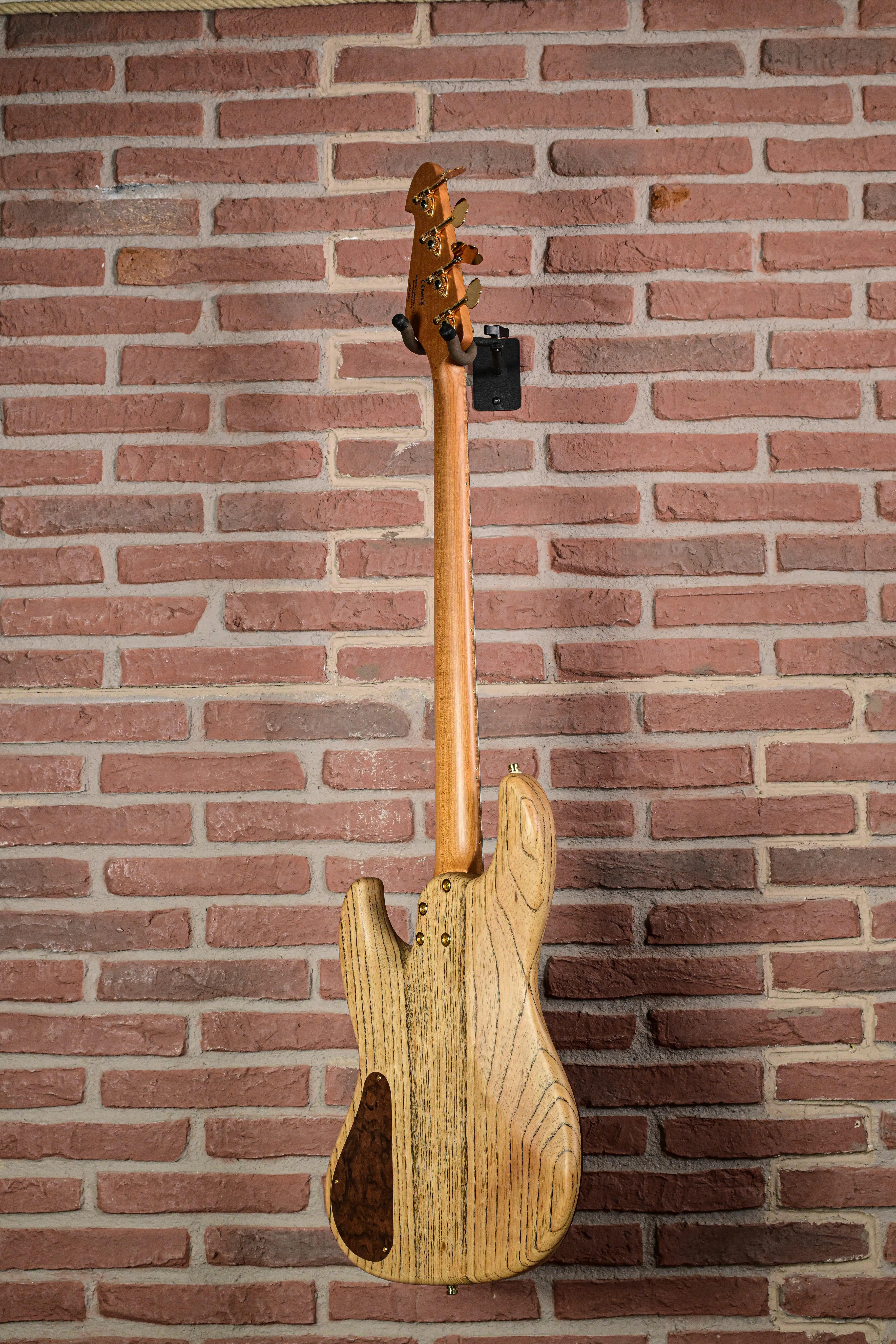 KJBM-Custom Premium-Z Bass