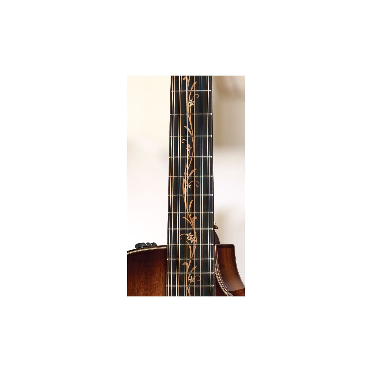 K26ce 12-Fret Limited 2016 - 12-Saiter Westerngitarre mit Tonabnehmer