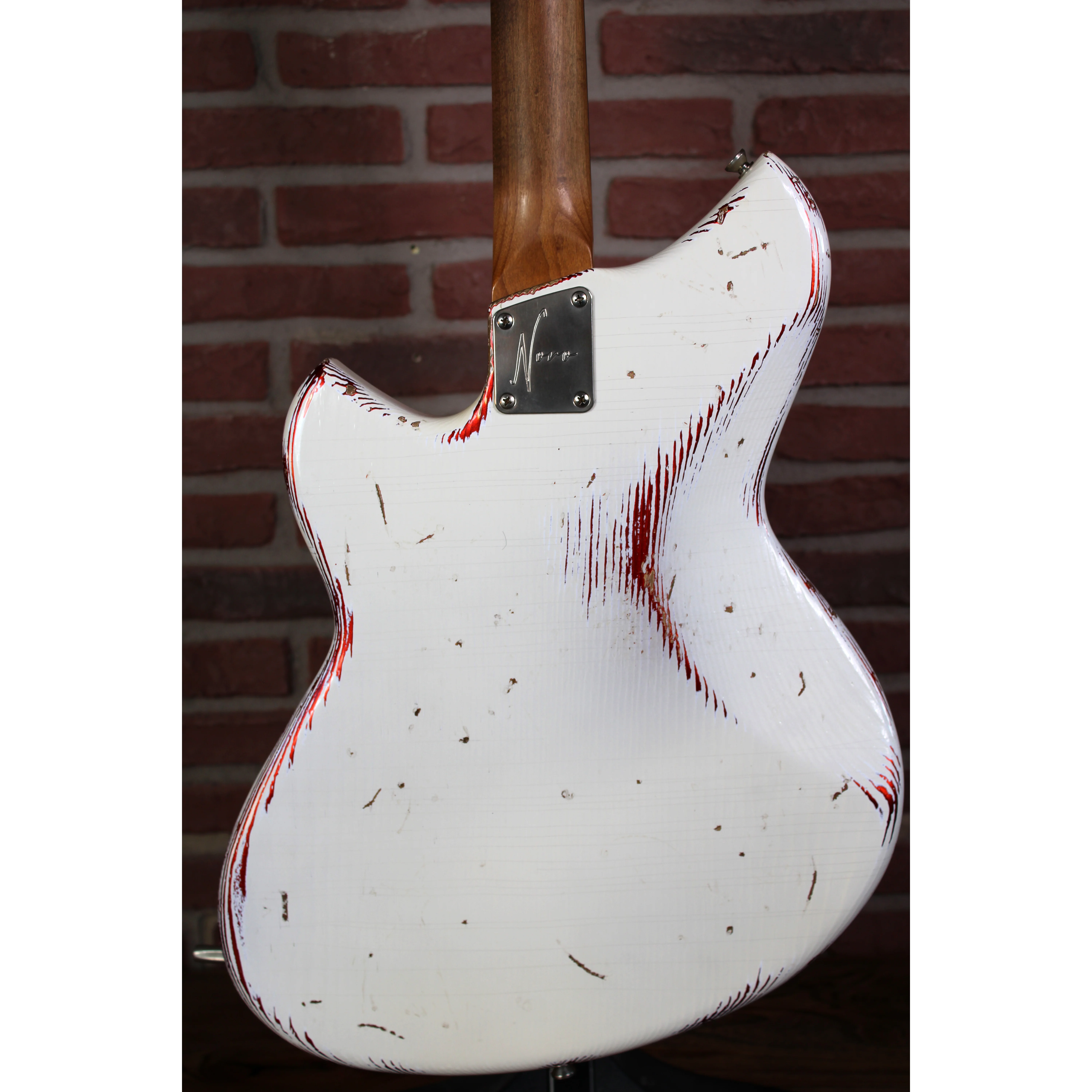 Serus J Olympic White over Candy Apple Red