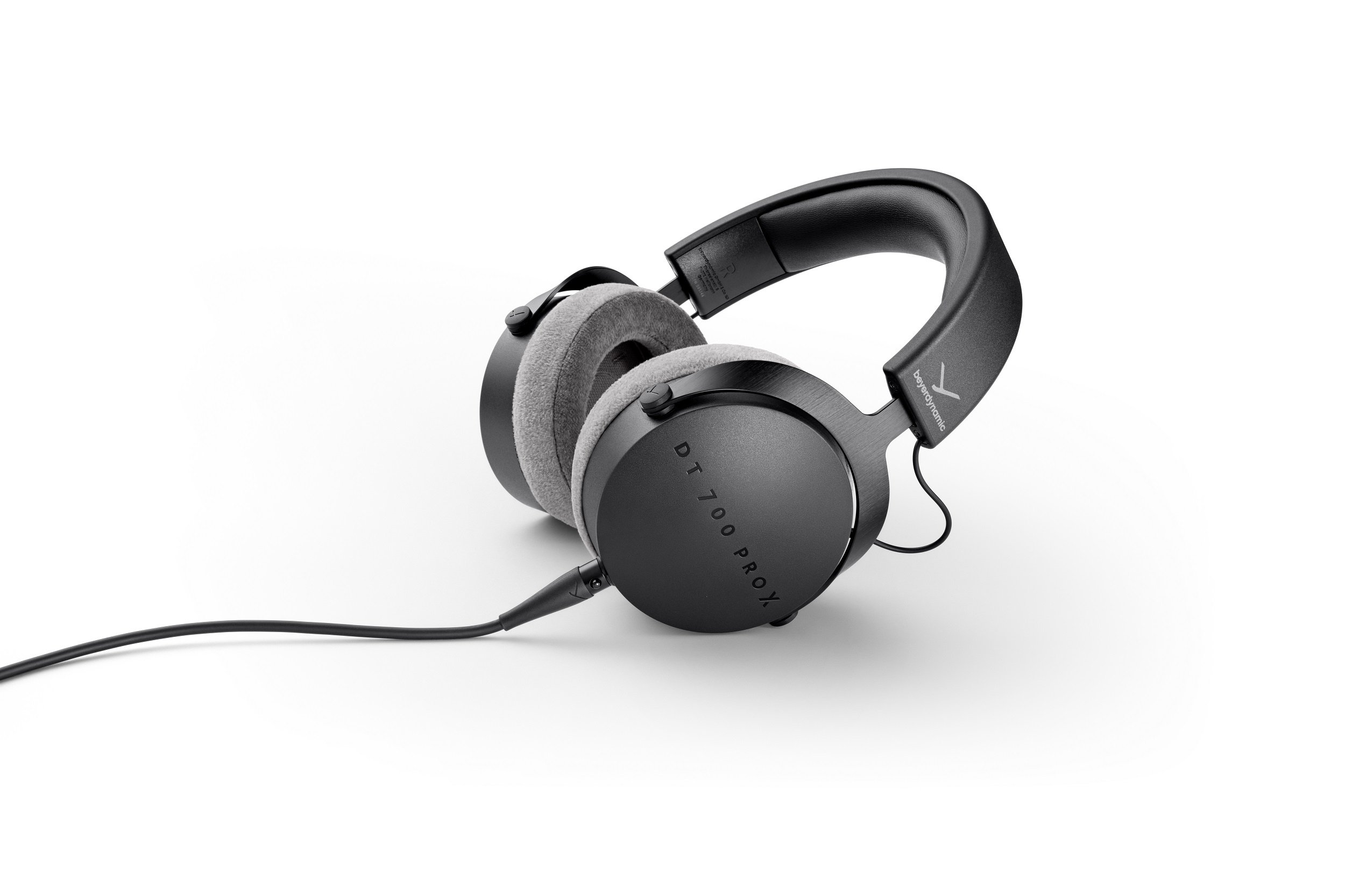 Beyerdynamic DT 700 PRO X Seitenansicht links