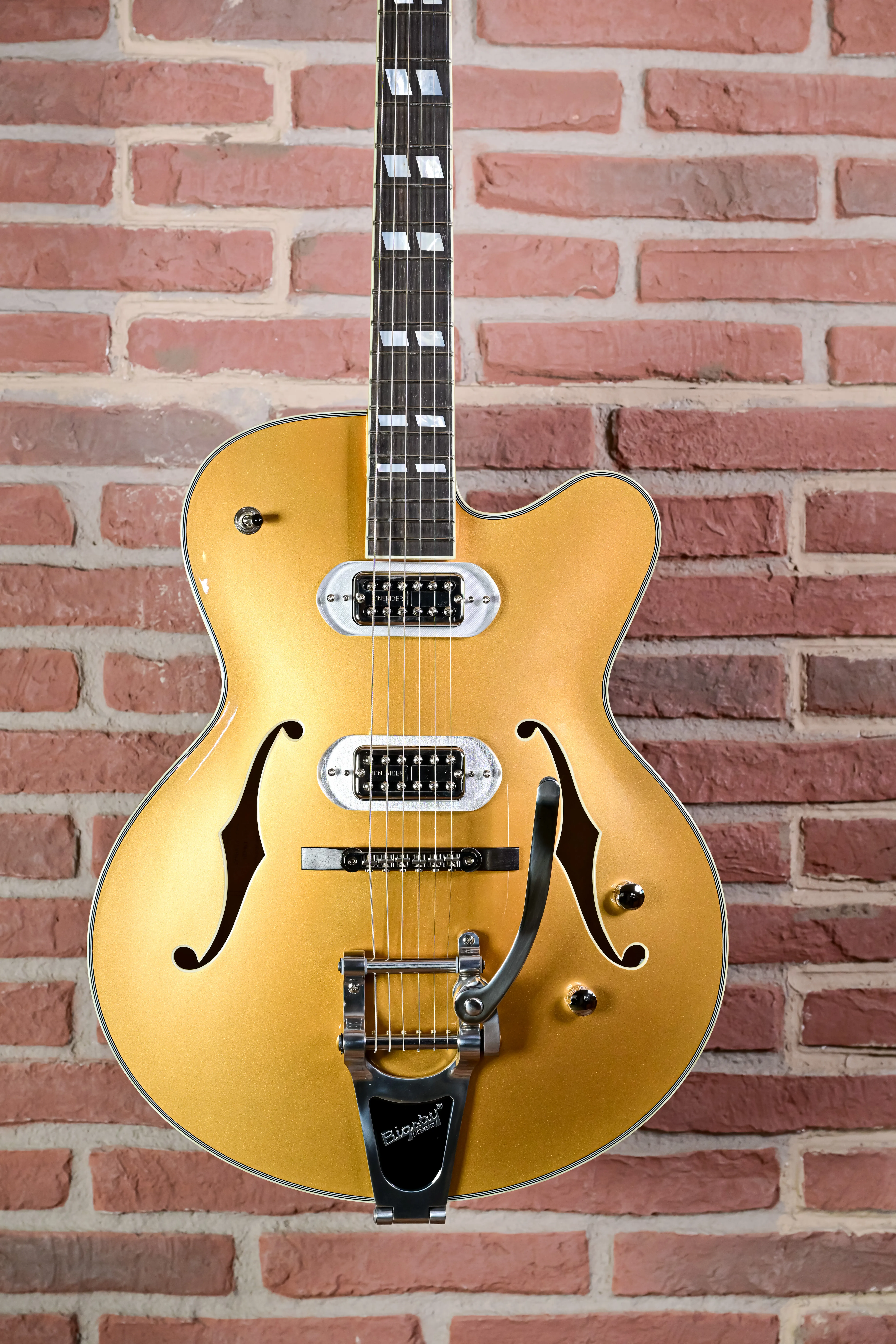 T58-GD Archtop Gitarre Truetone Gloss  Gold