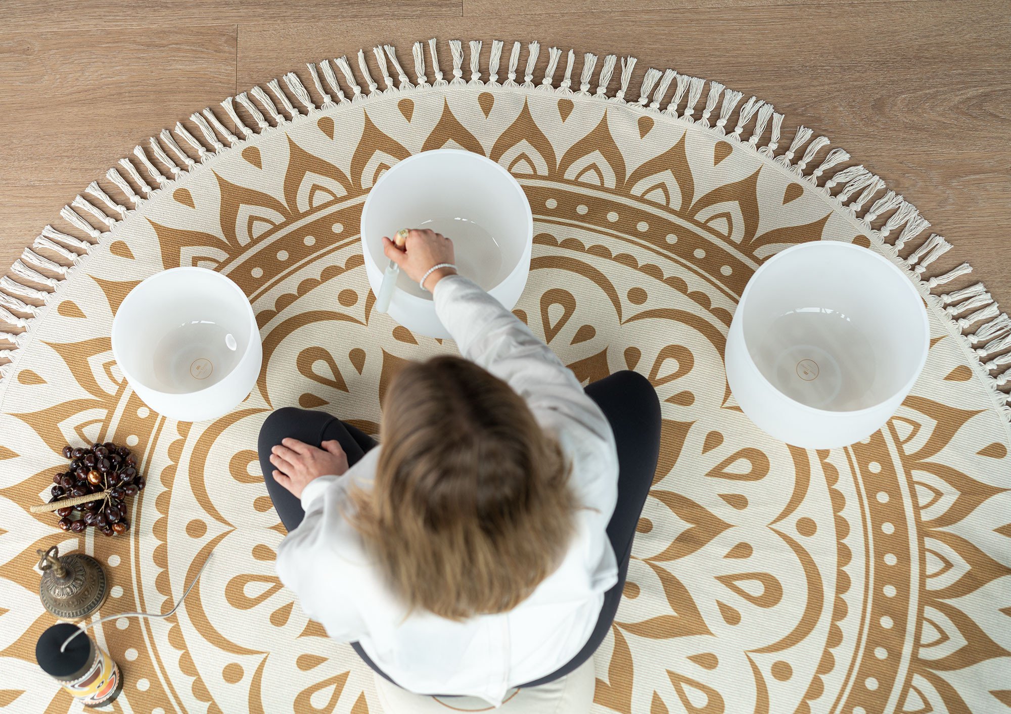 Meditation Rug - Vintage Gold / Floral Design