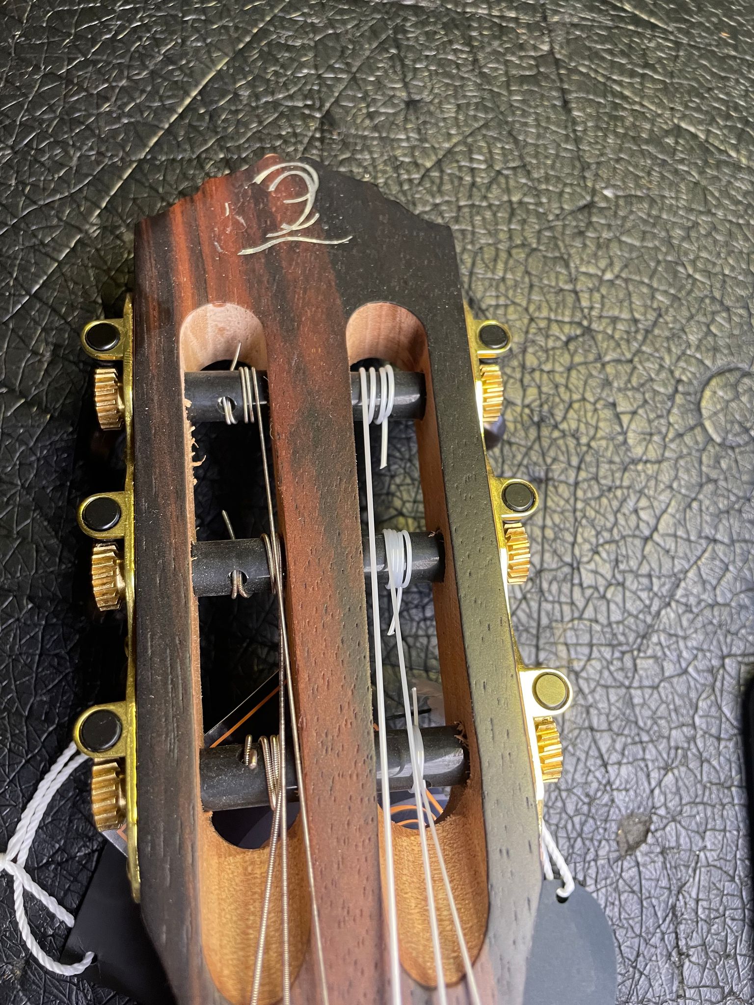 RGL5EB-CE Guitarlele inkl. Tonabnehmer (B-Stock)