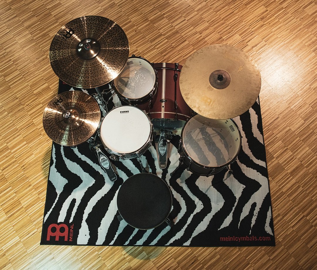 MDR-ZB Zebra Drum Rug