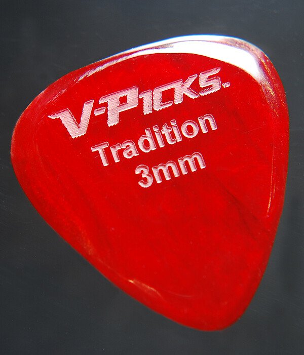 Tradition Pick red swirl