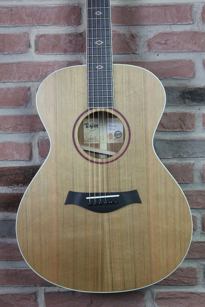 Custom GC Parlor, Einzelstück Hellinger