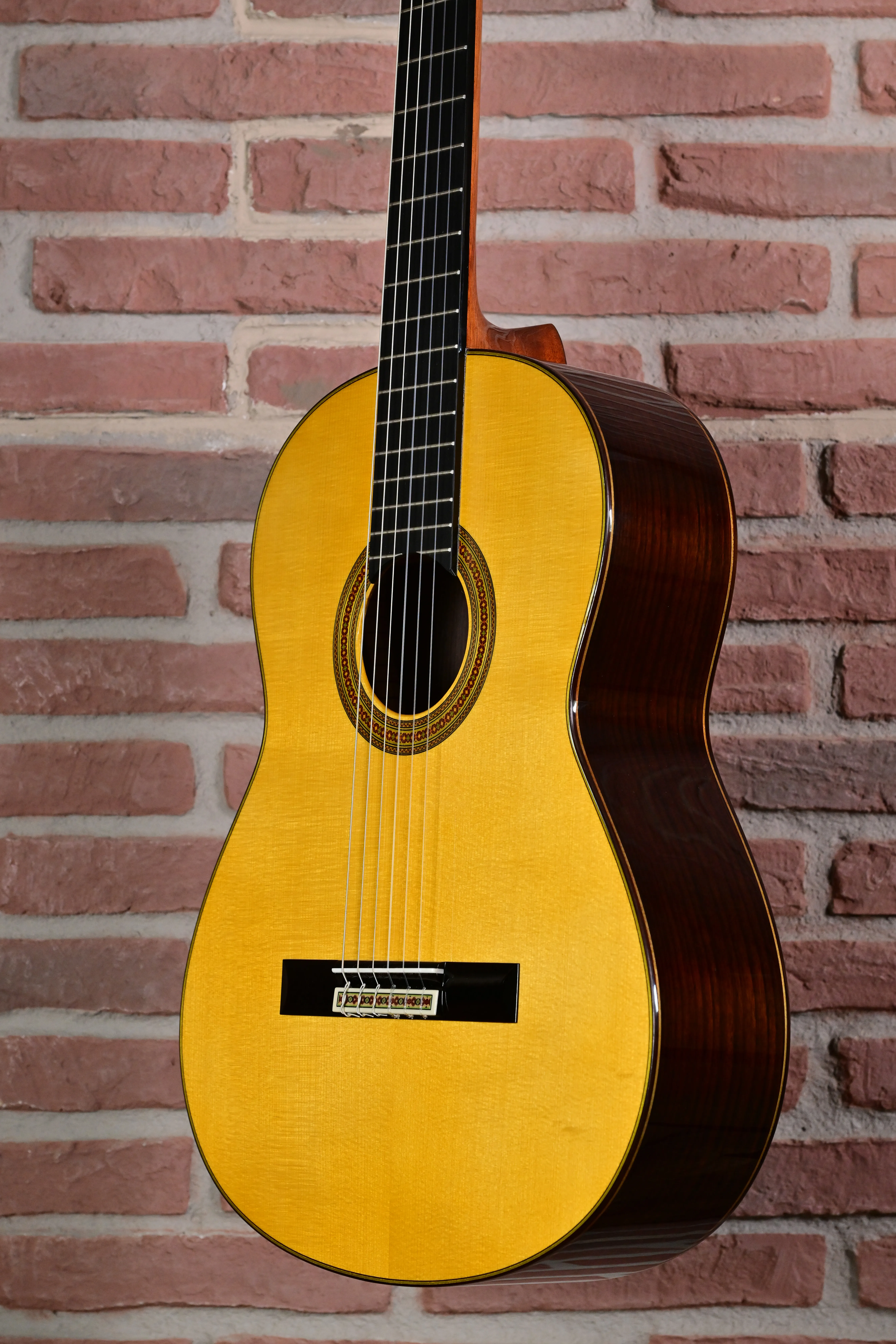 GC32S 4/4-Konzertgitarre