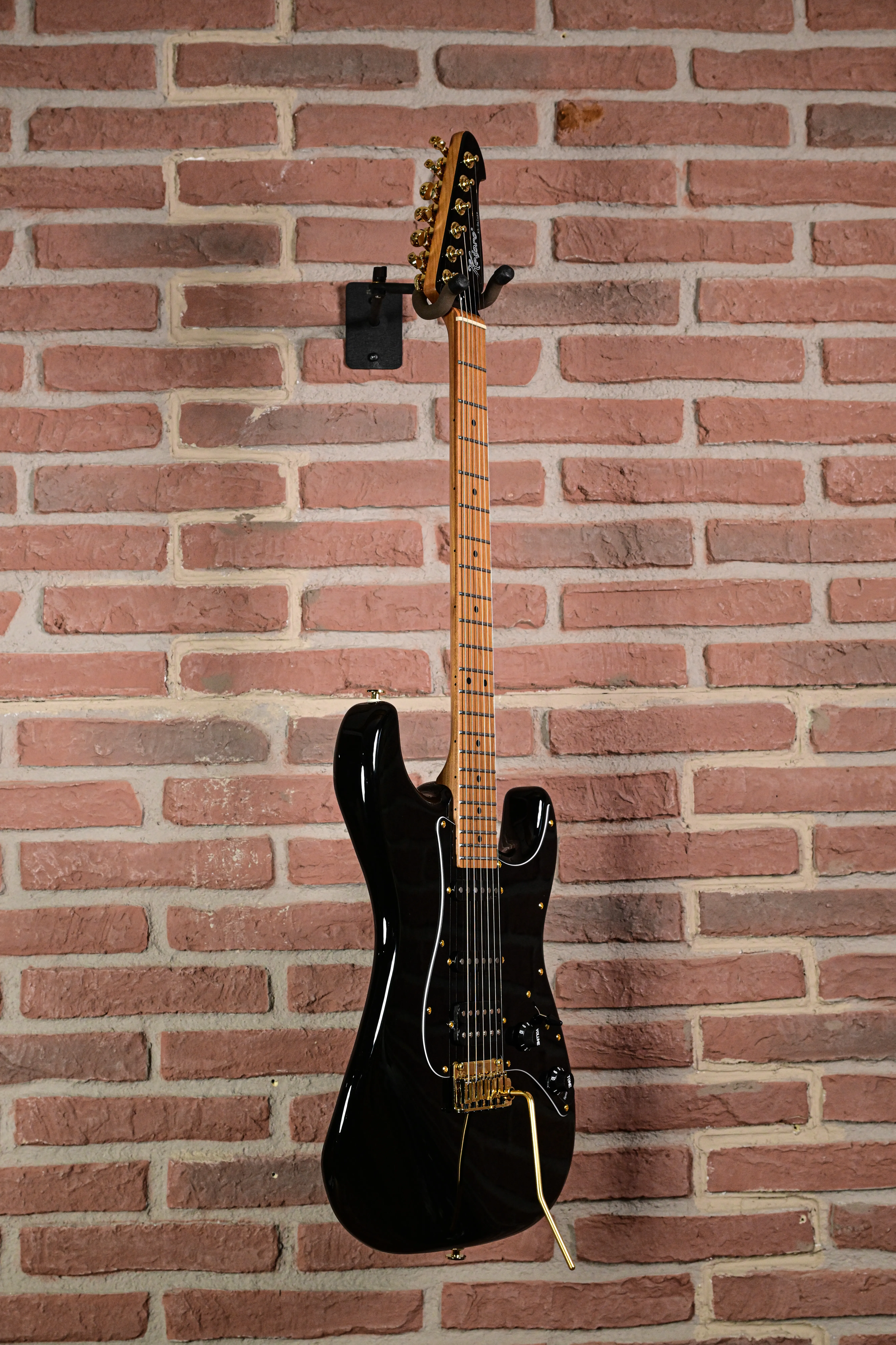 KS-Deluxe Gold Maple SSH Black E-Gitarre