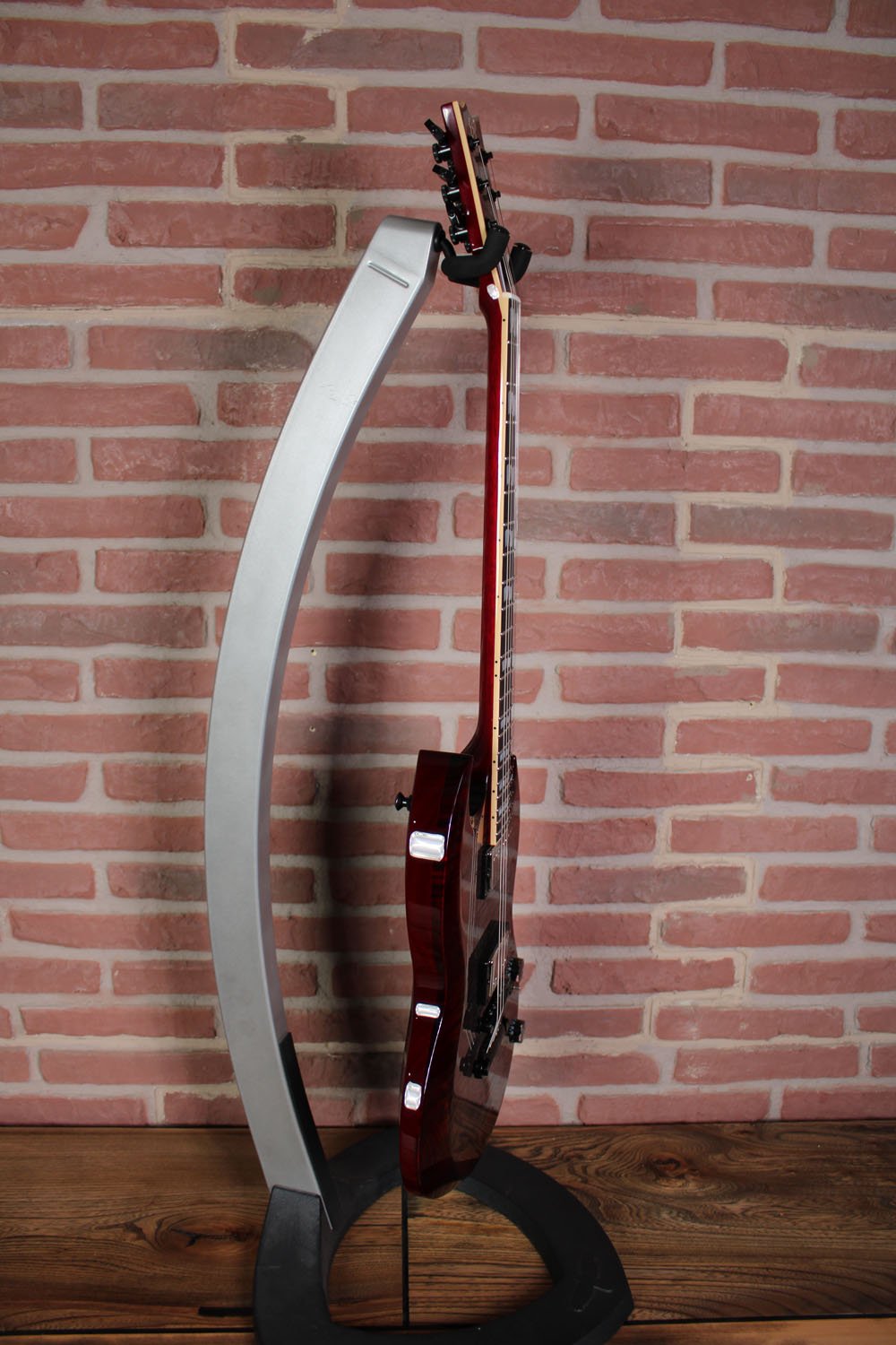 USA Viper FM  BH Blood Moon