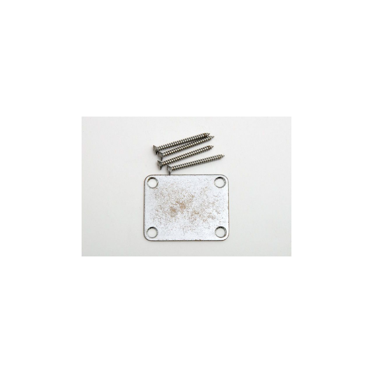 GRNP1 Relic Neck Plate aged chrom
