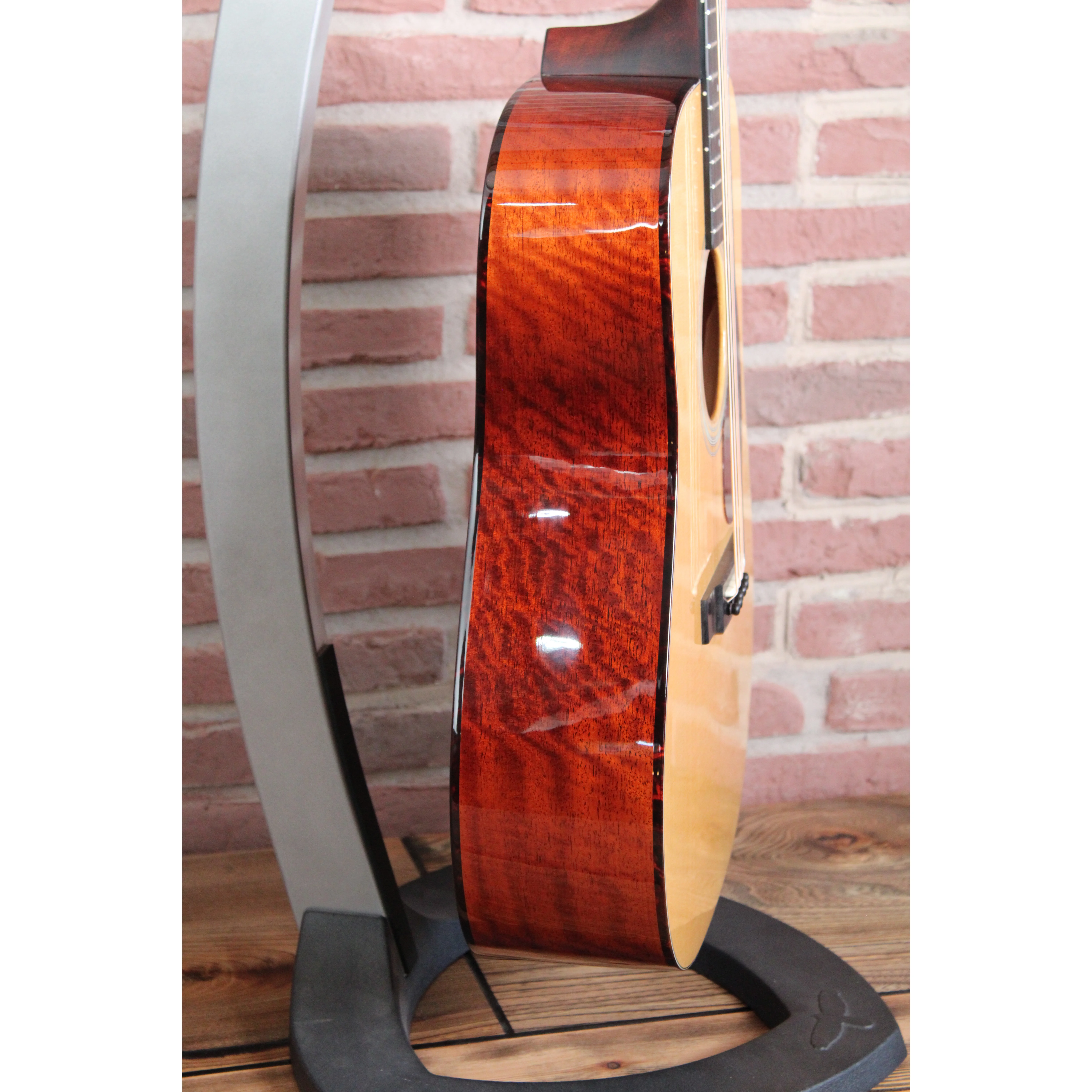 E6D  Thermo-Cure Dreadnought-Gitarre