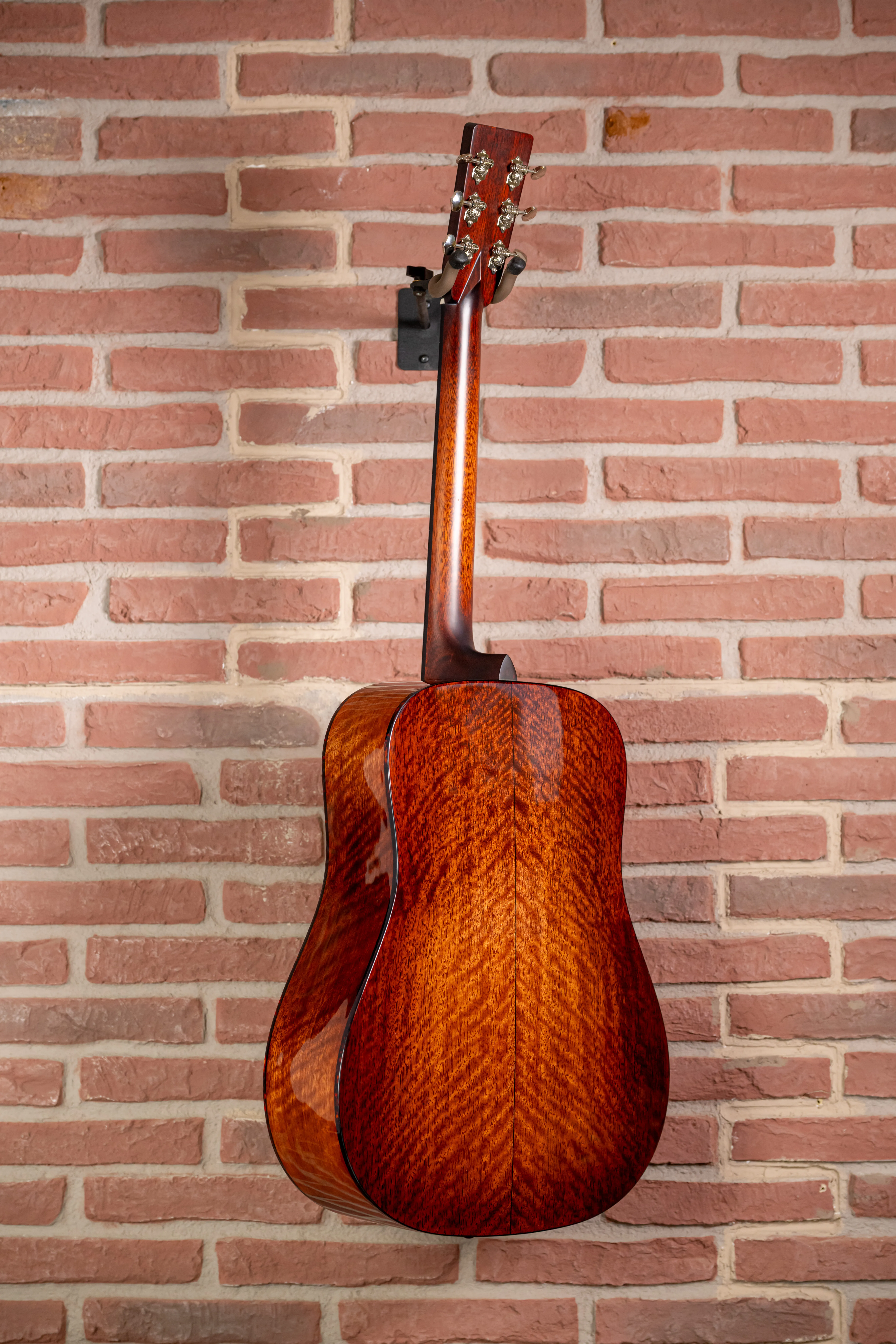 E10D-TC Thermo Cured Dreadnought