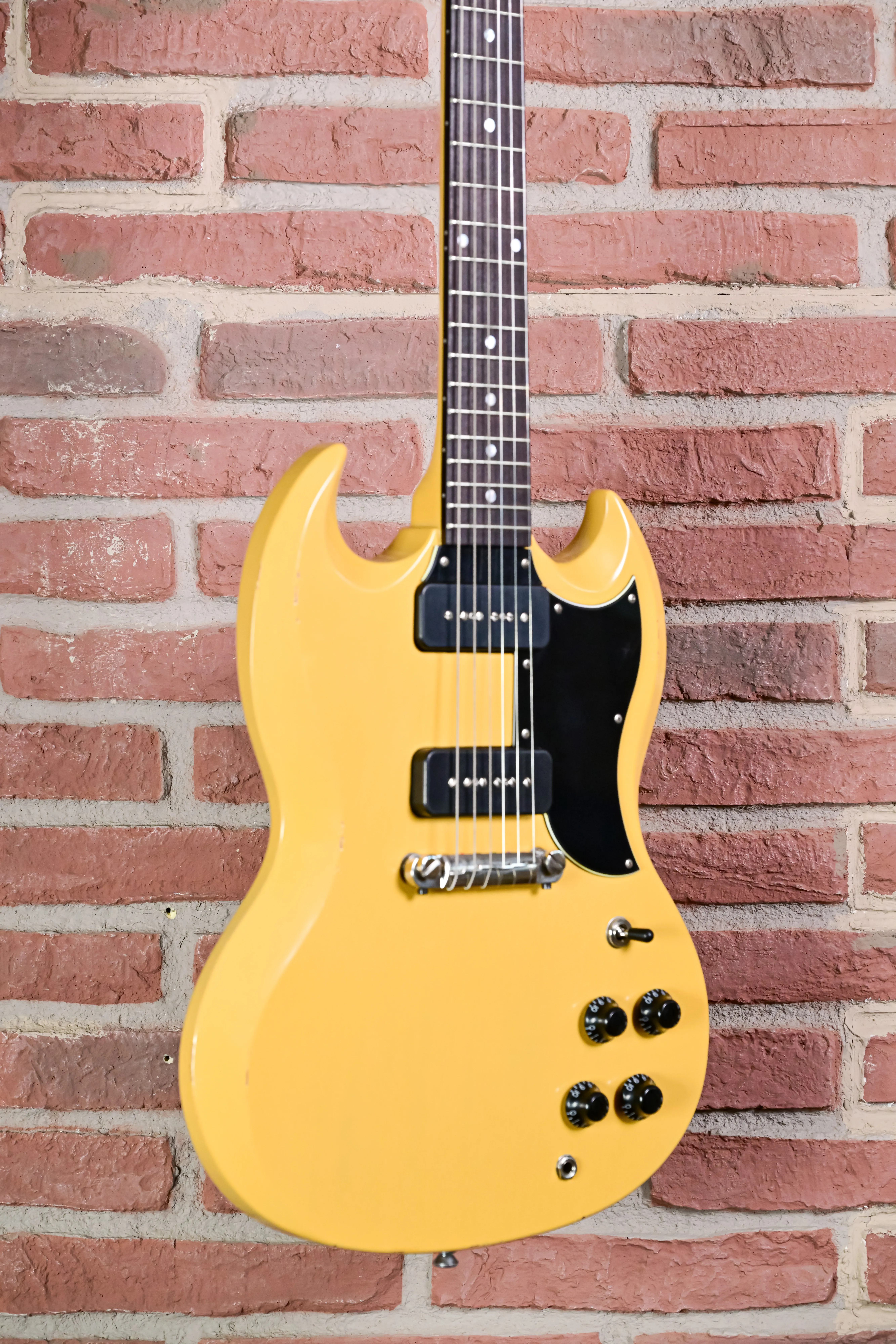 Albatroz 65-2 P90 TV Yellow Aged E-Gitarre
