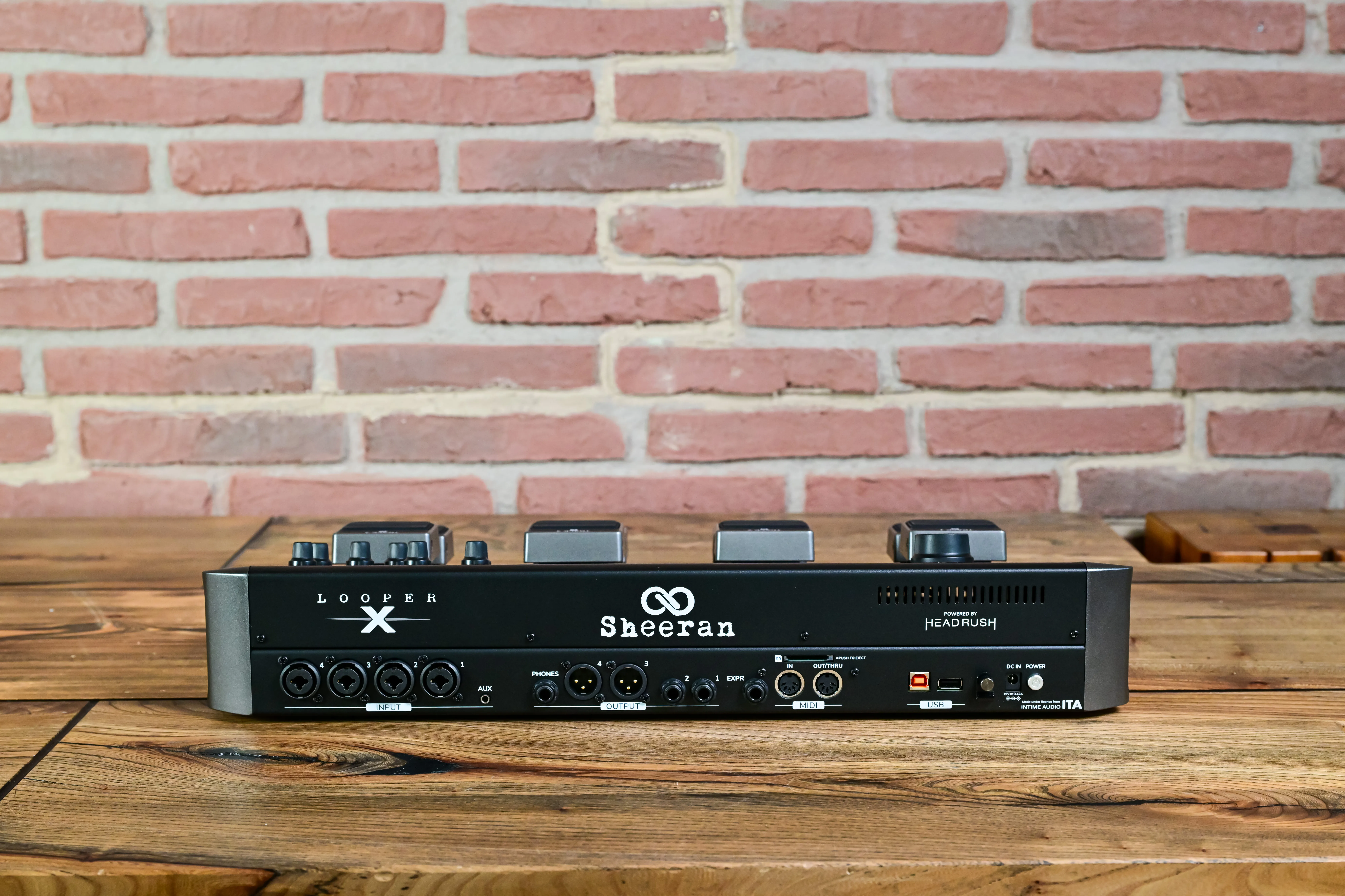 Sheeran Looper X – Professionelle Premium Multi-Track Looper Workstation