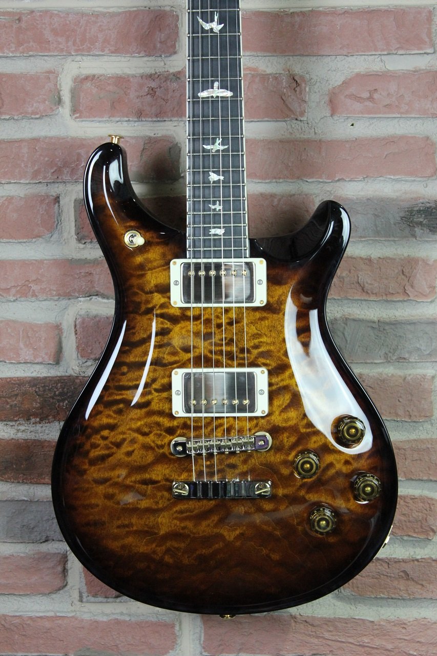 McCarty 594 in Black Gold Burst
