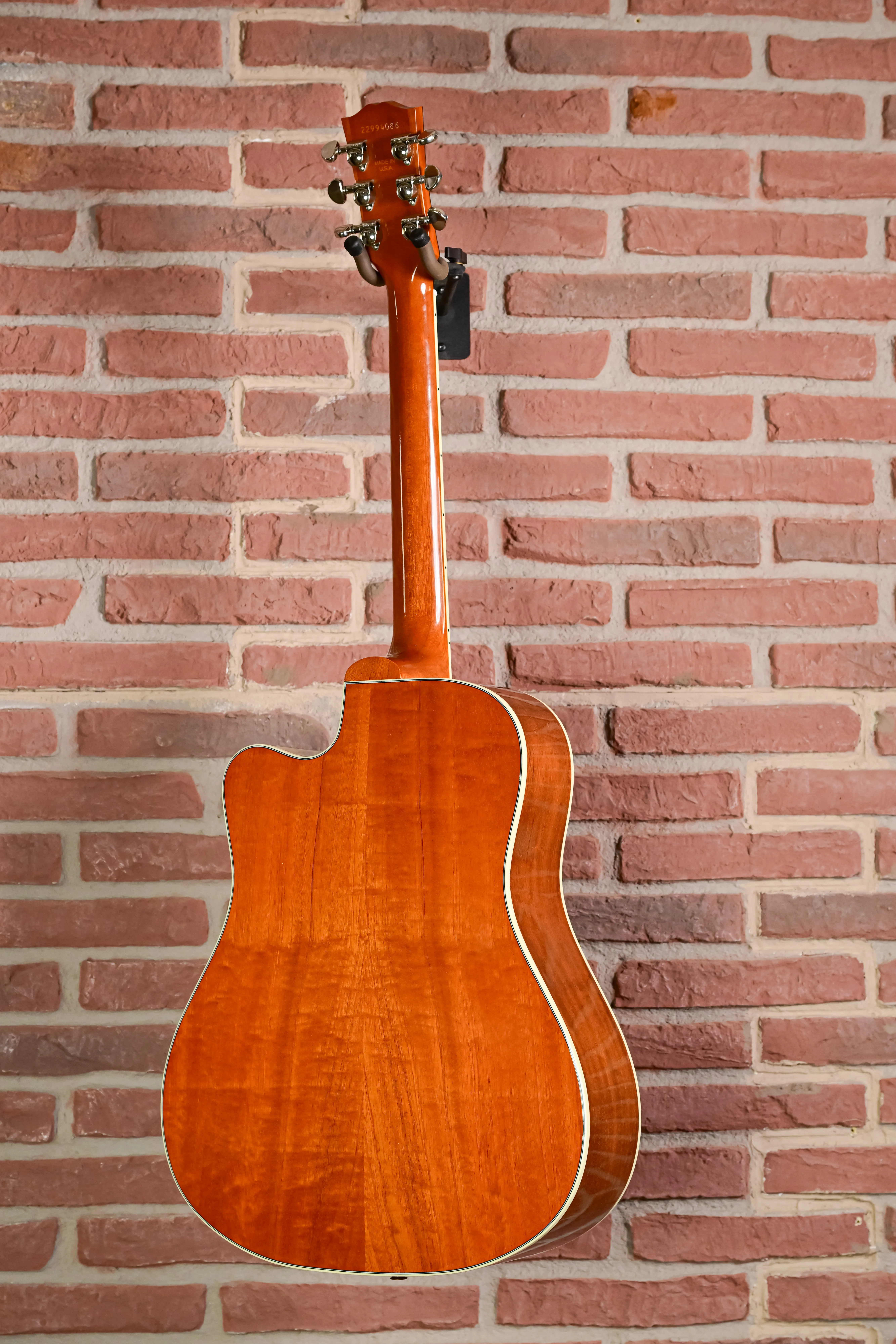 Hummingbird Standard EC Heritage Cherry Sunburst