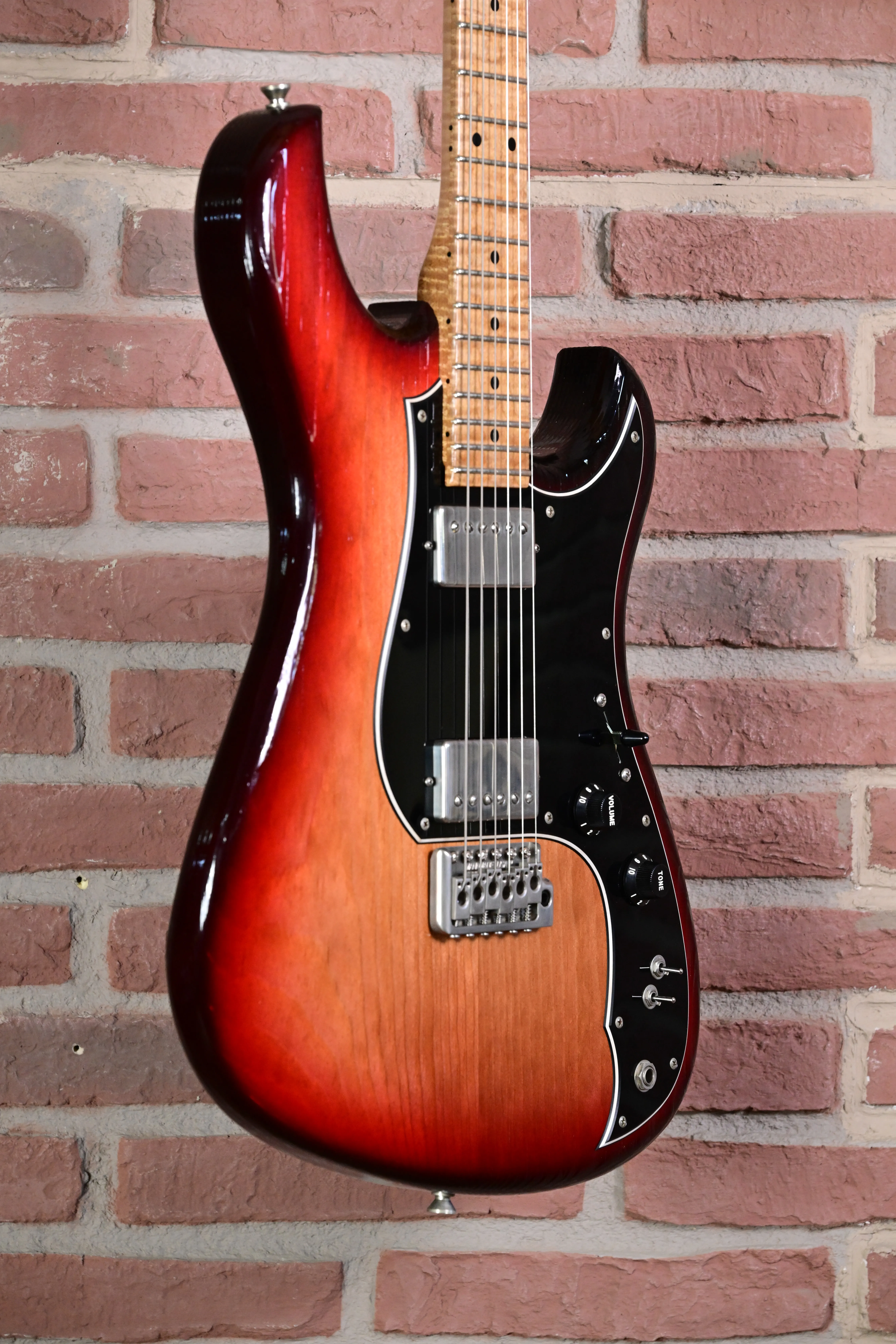 Idris H2 Bonfire Extra Light Distress