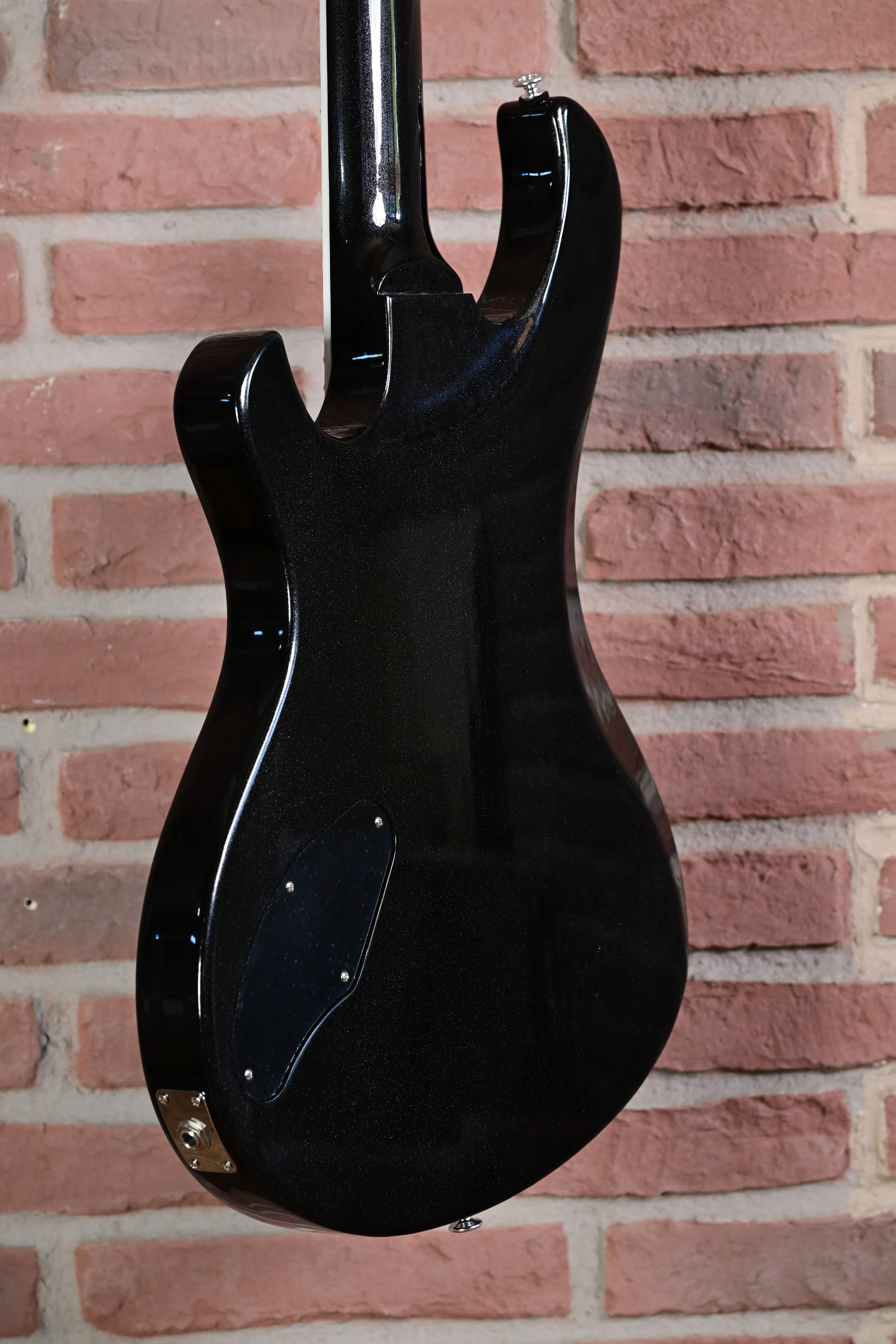 Victory Baritone Graphite Metallic E-Gitarre