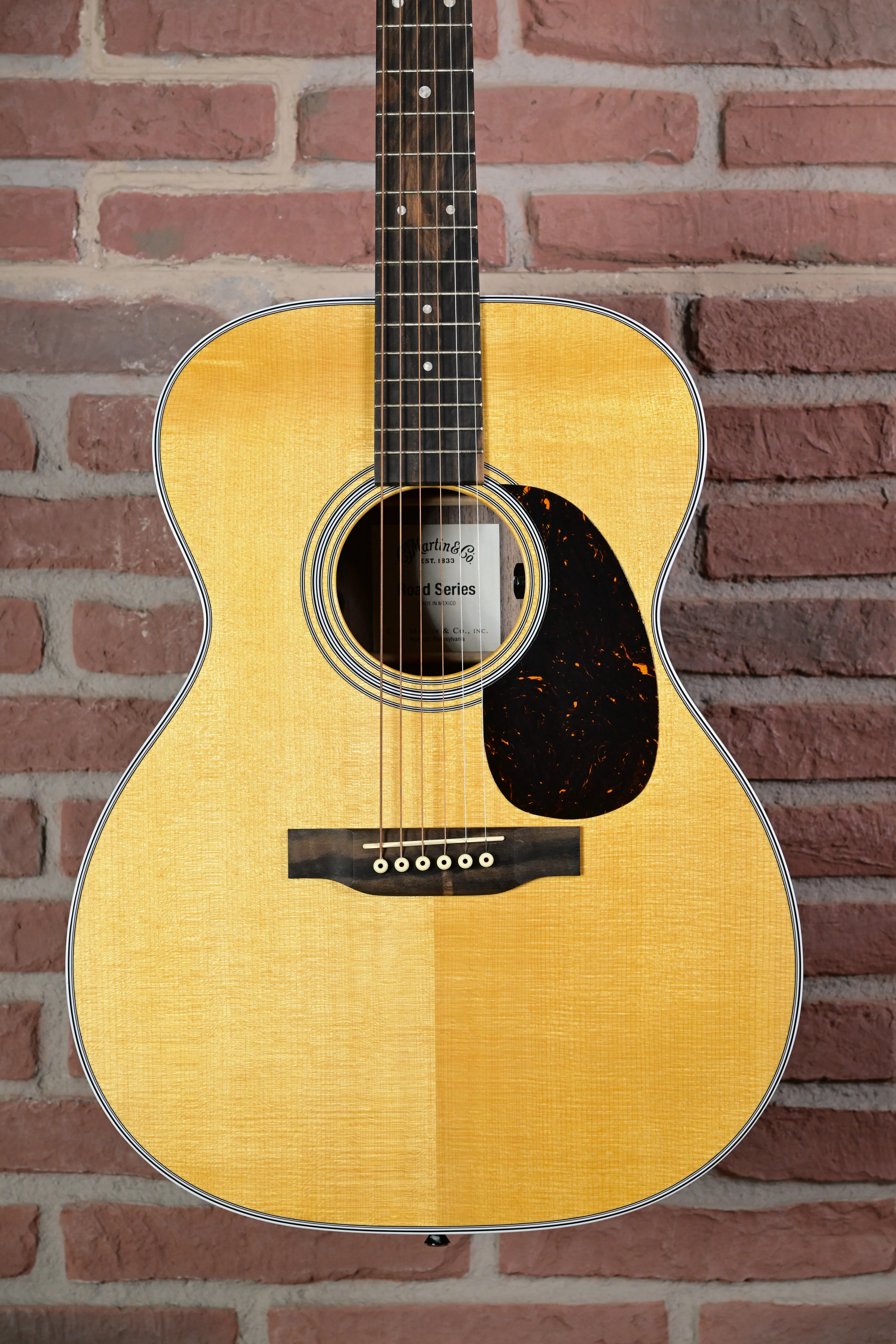 000-13E Retro Walnut  Westerngitarre