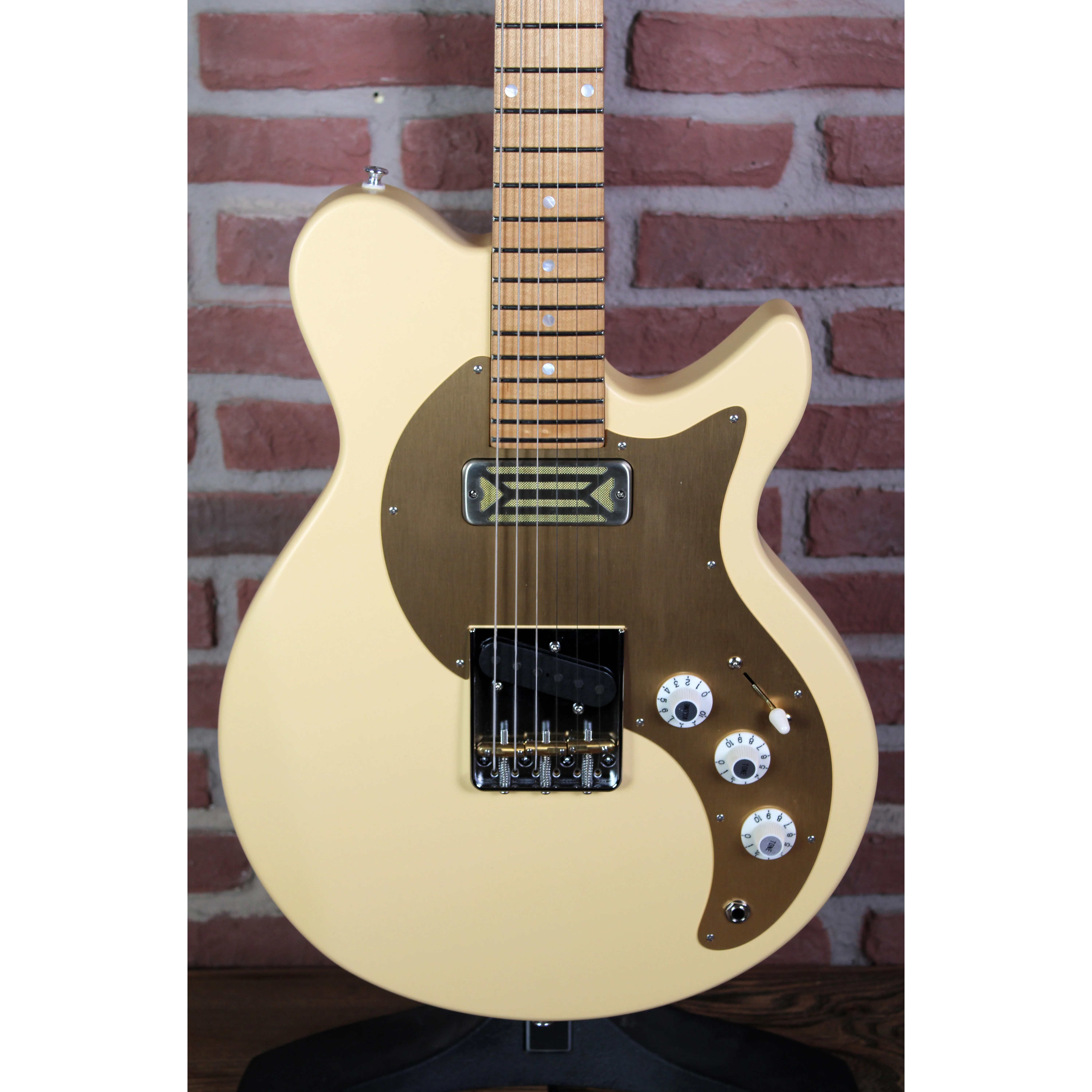 Fullertone SC'52 Desert Sand (Showroom)