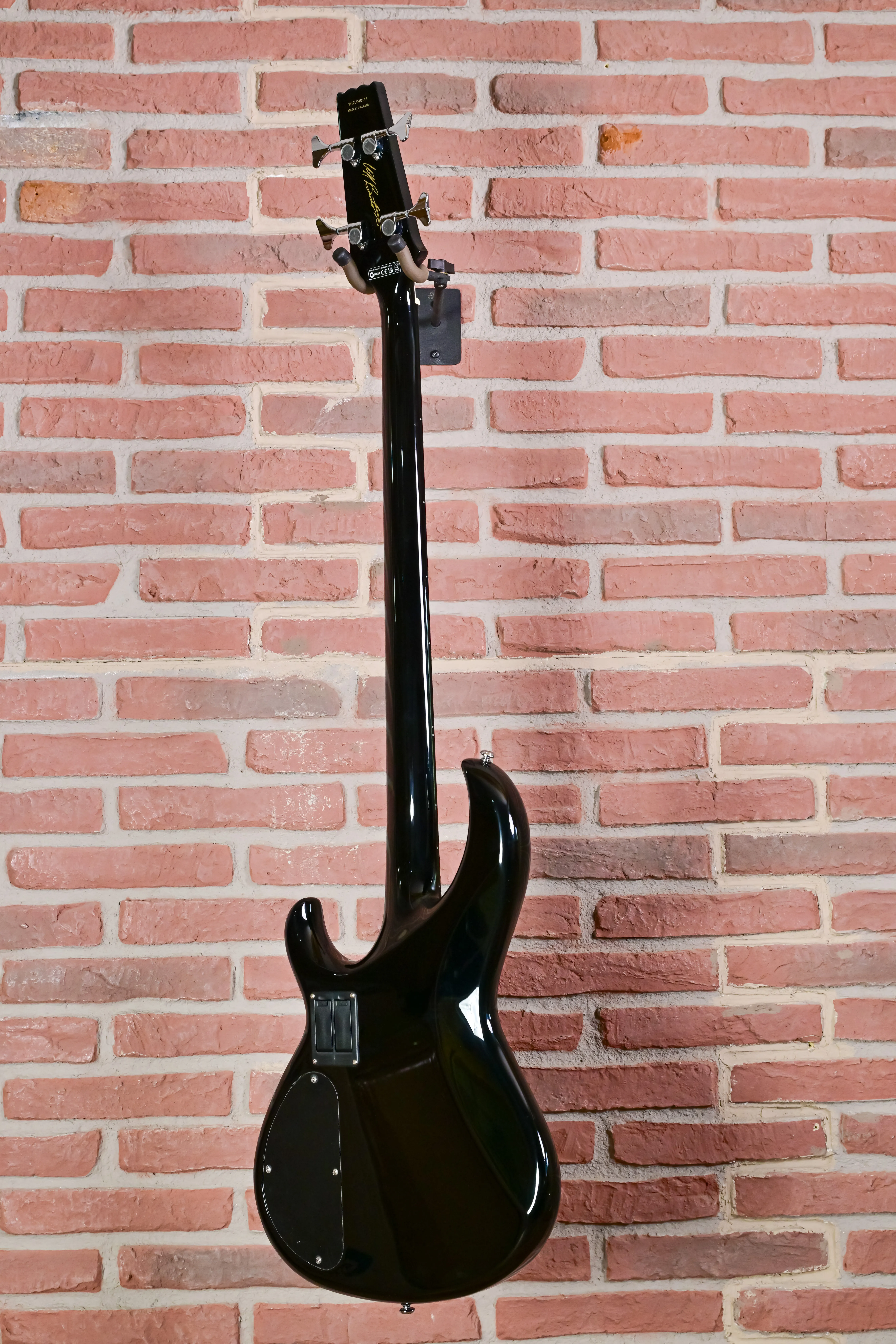 Pro II SB-CLB - Cliff Burton Signature Bass