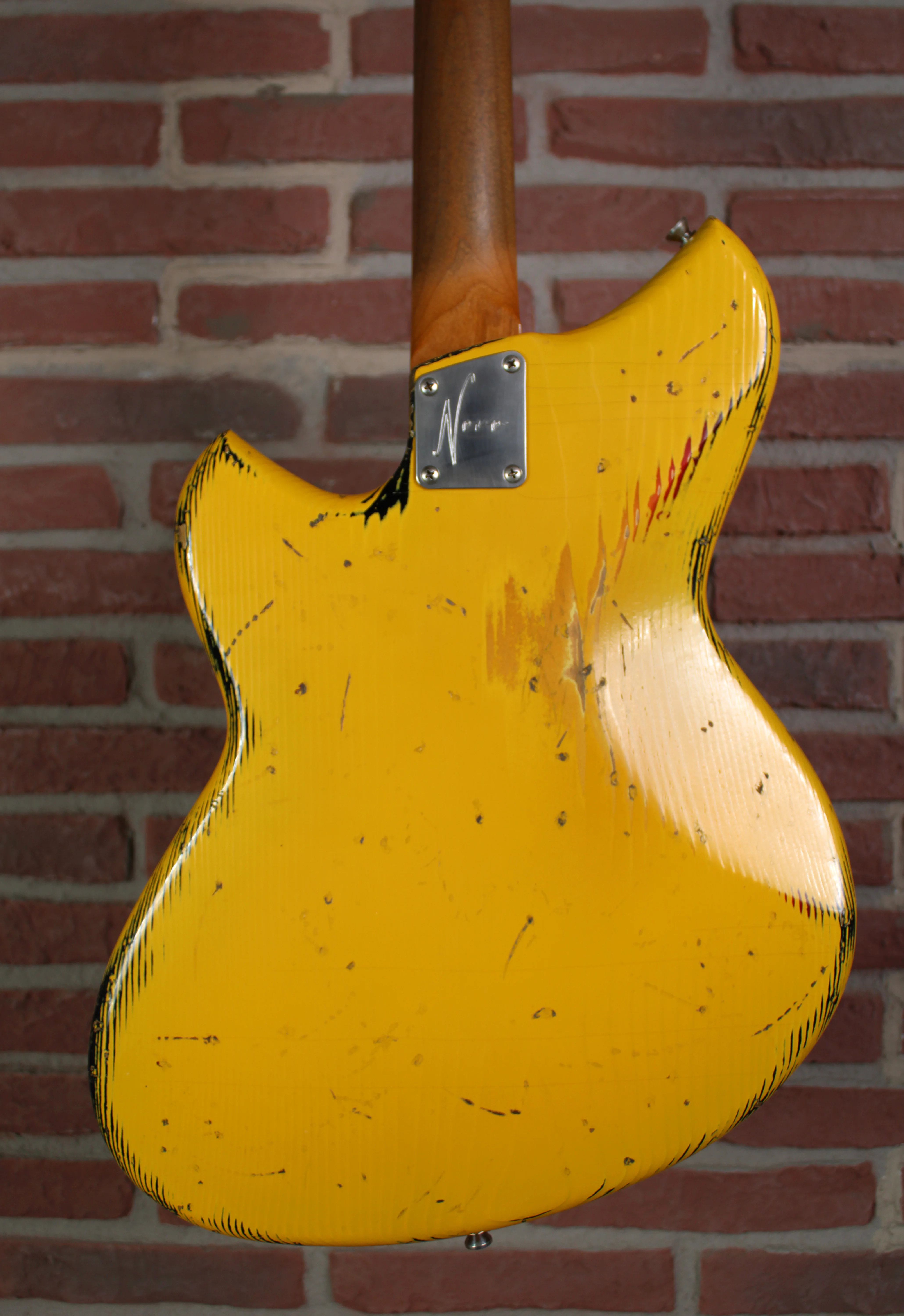 Serus J Vandalism Yellow over 64 3-Tone Burst