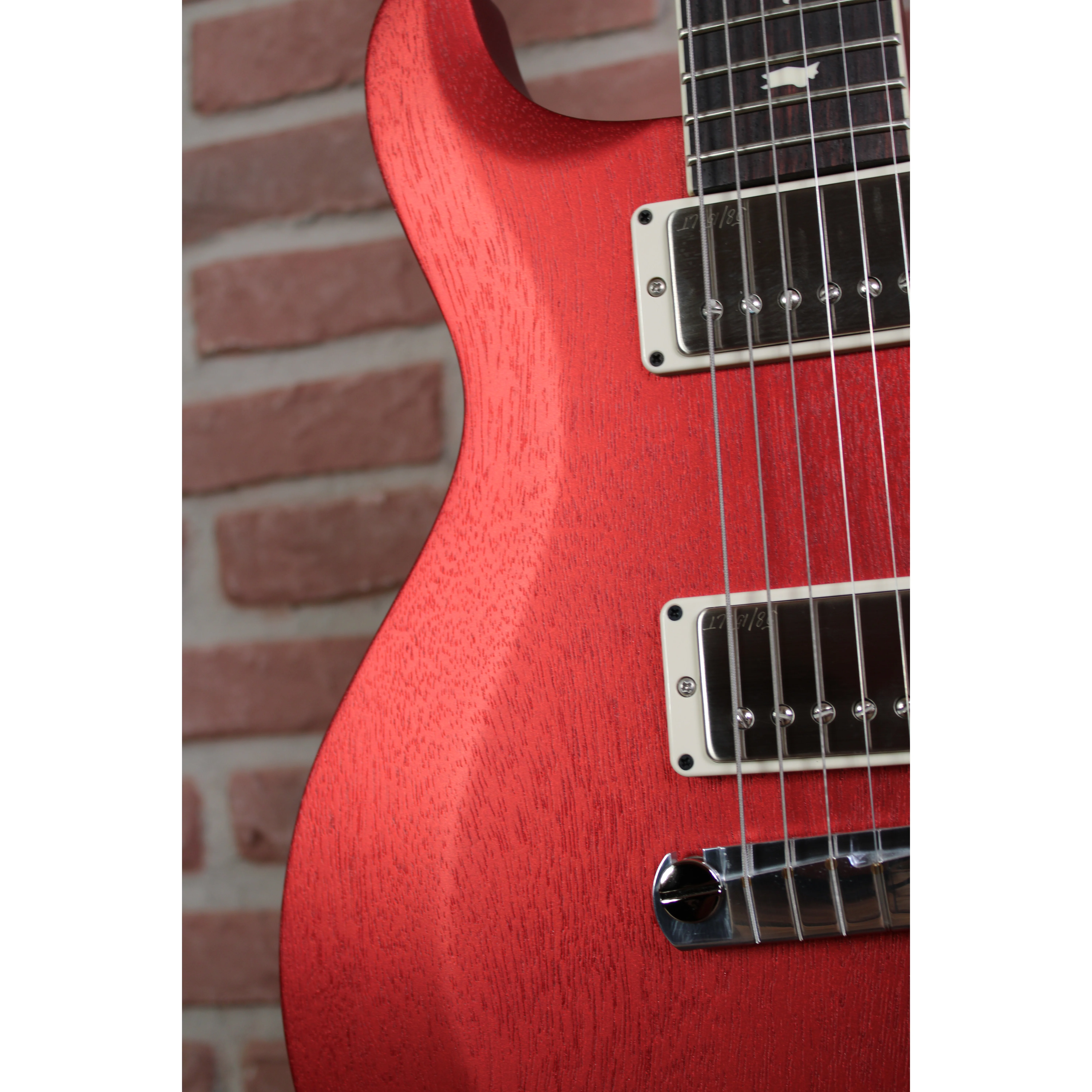 S2 Mira 594 Satin Red Apple Metallic