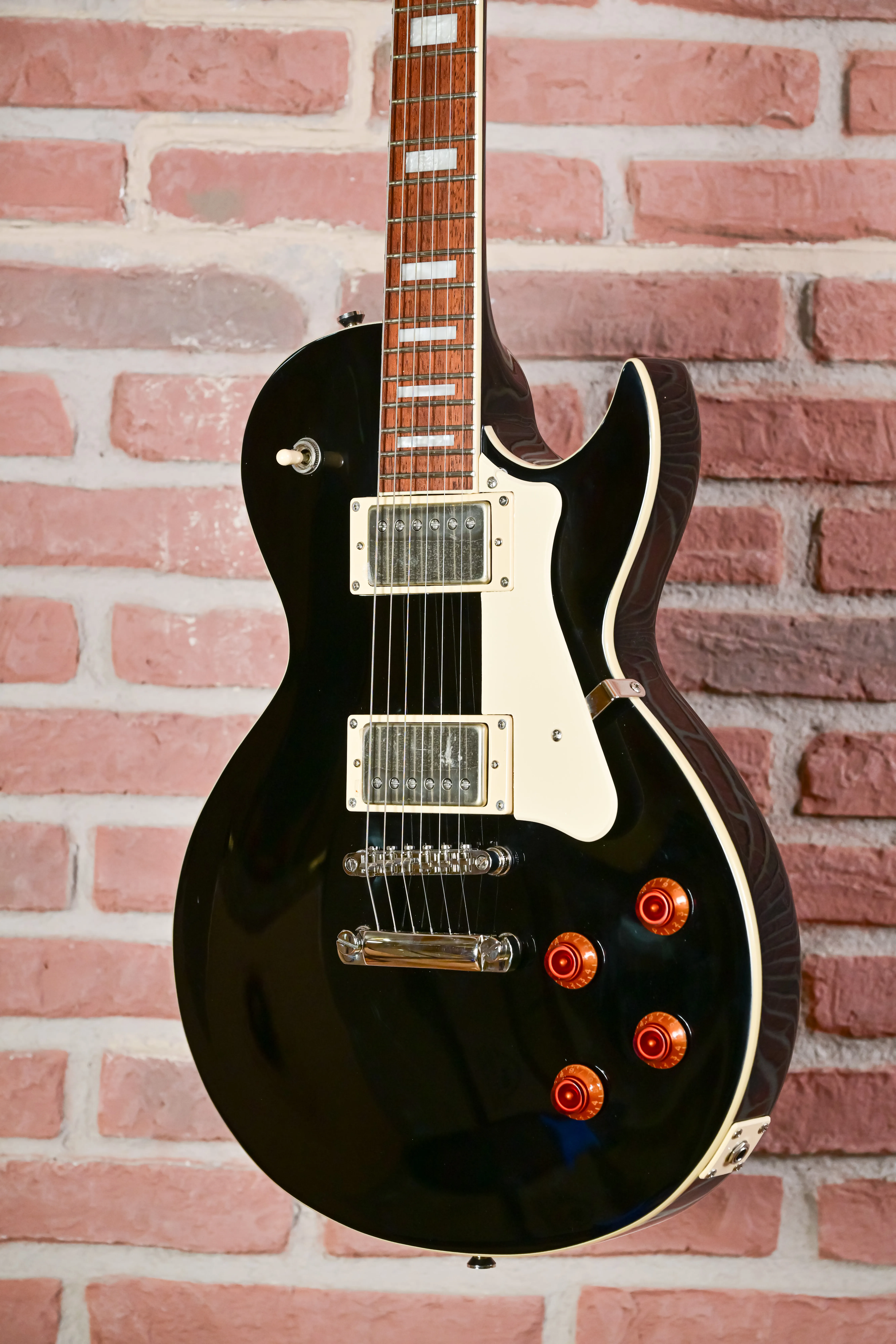 CR200 Single-Cut E-Gitarre Schwarz