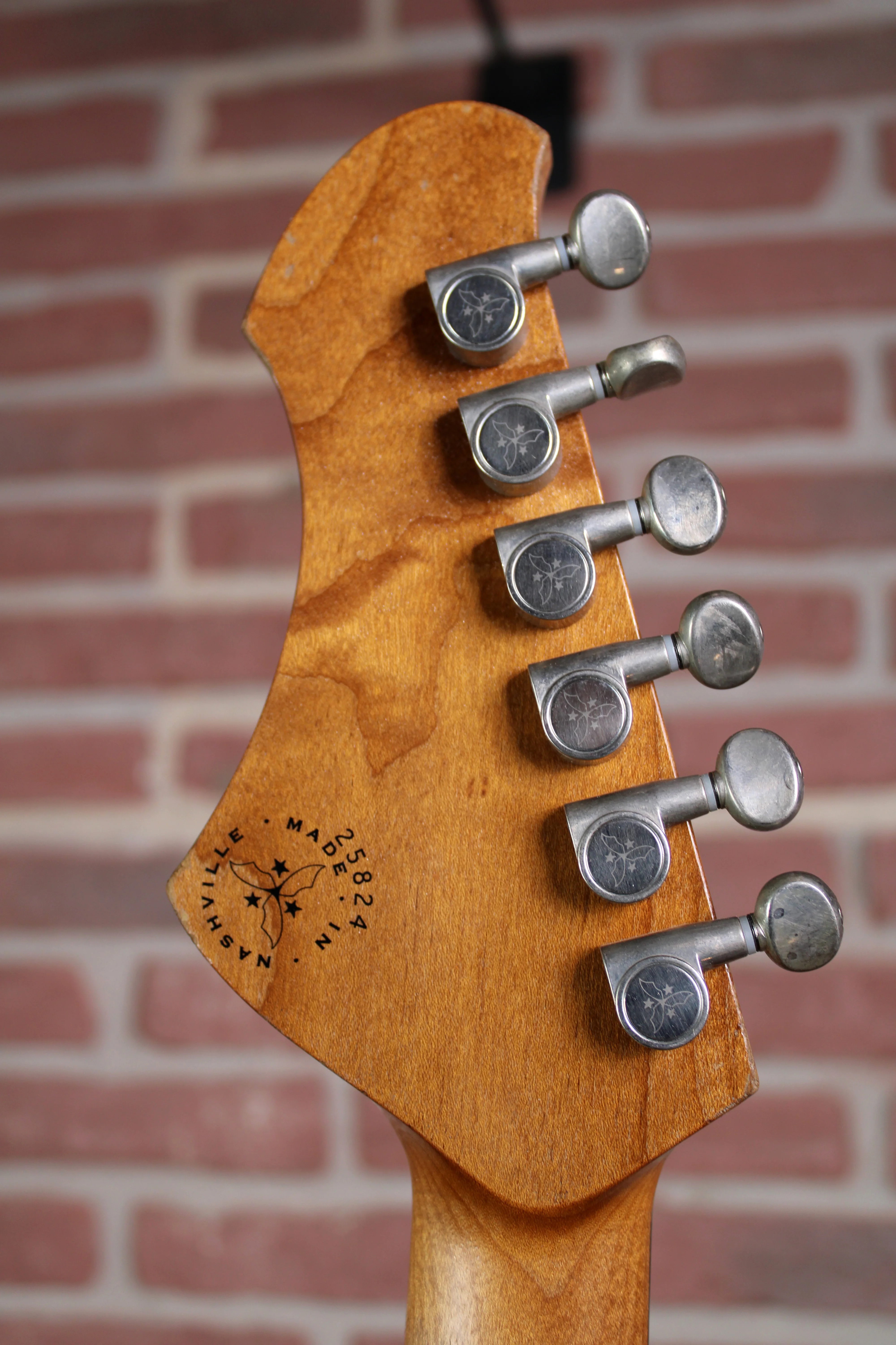 Serus J Vandalism Yellow over 64 3-Tone Burst
