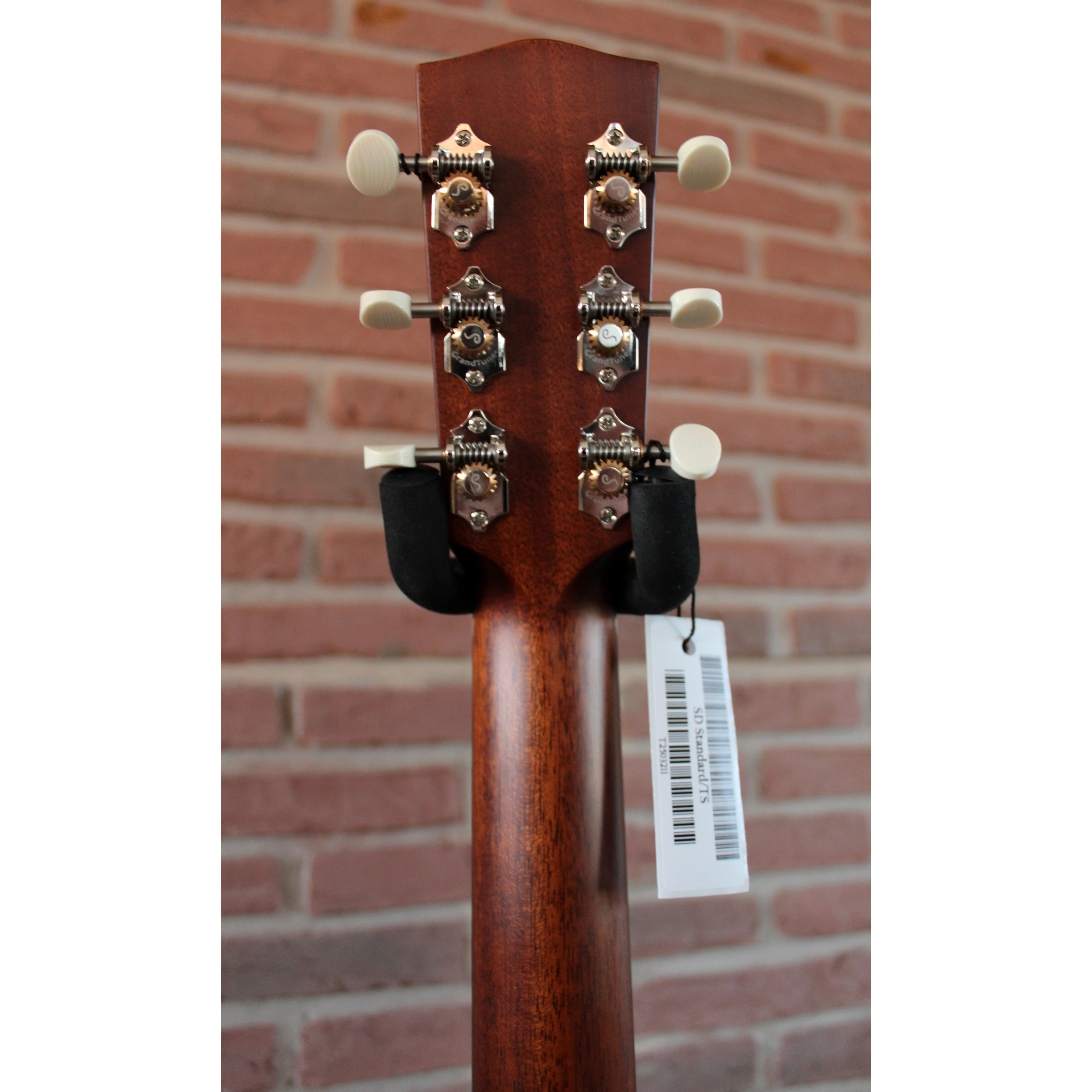 Touchstone Standard Slope-Shouldered  Dreadnought