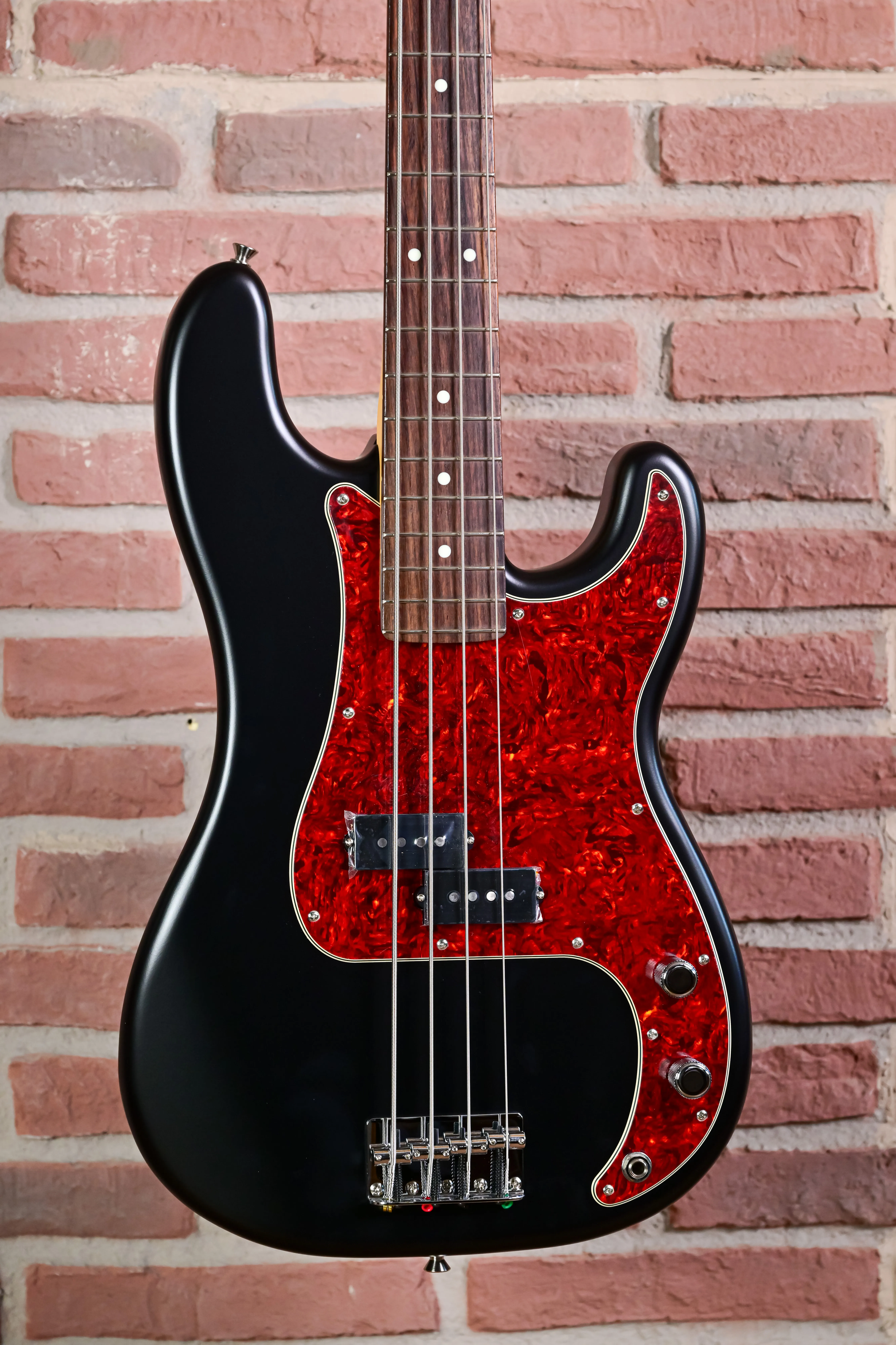 MIJ Hybrid II Precision Bass 2026 Collection Satin Black