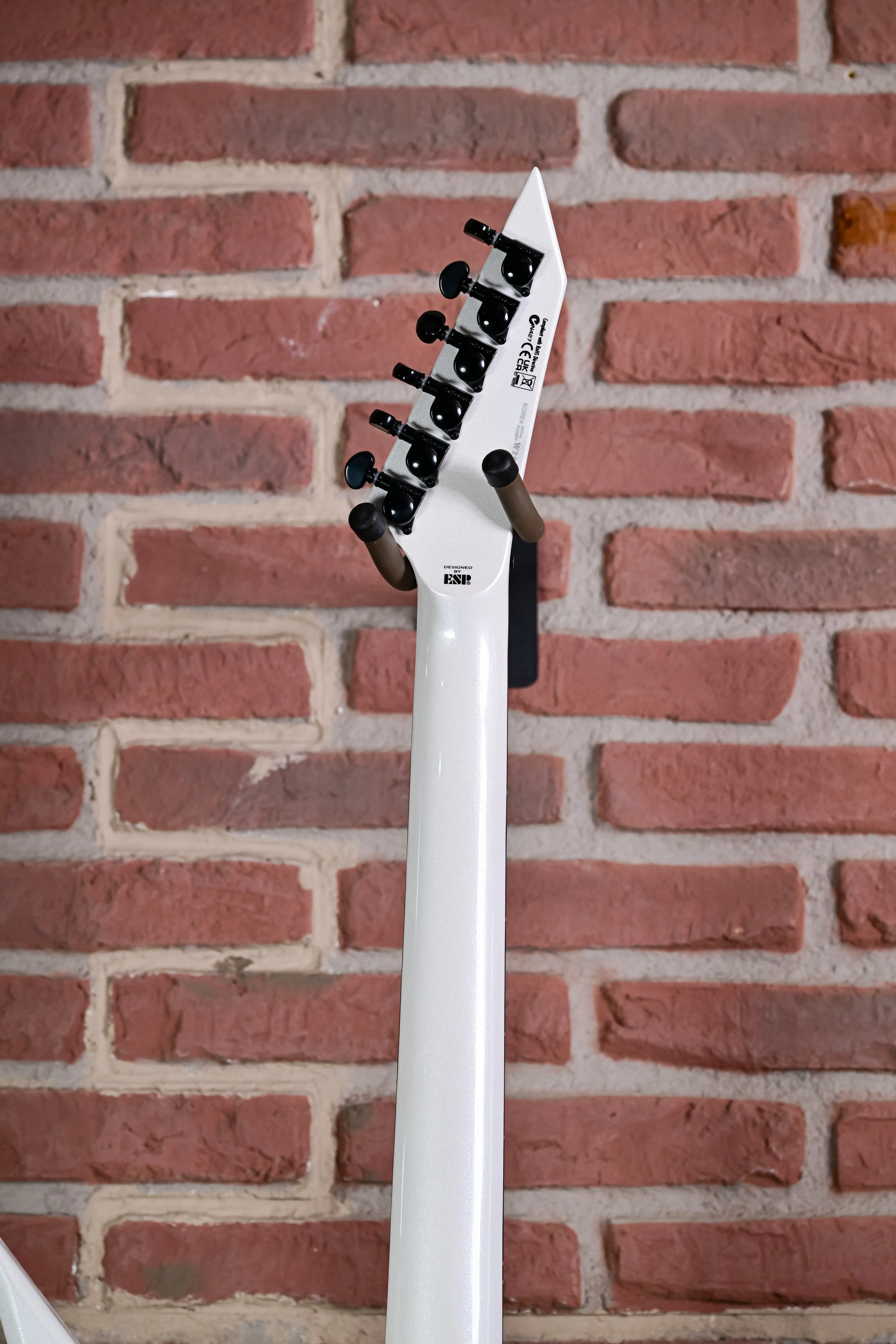 RS-1000 Pearl White E-Gitarre