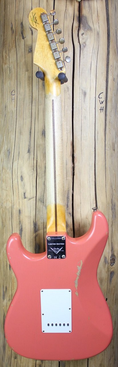 S20 LTD Tomatillo Stratocaster III - Super Fades Aged Tahitian Coral