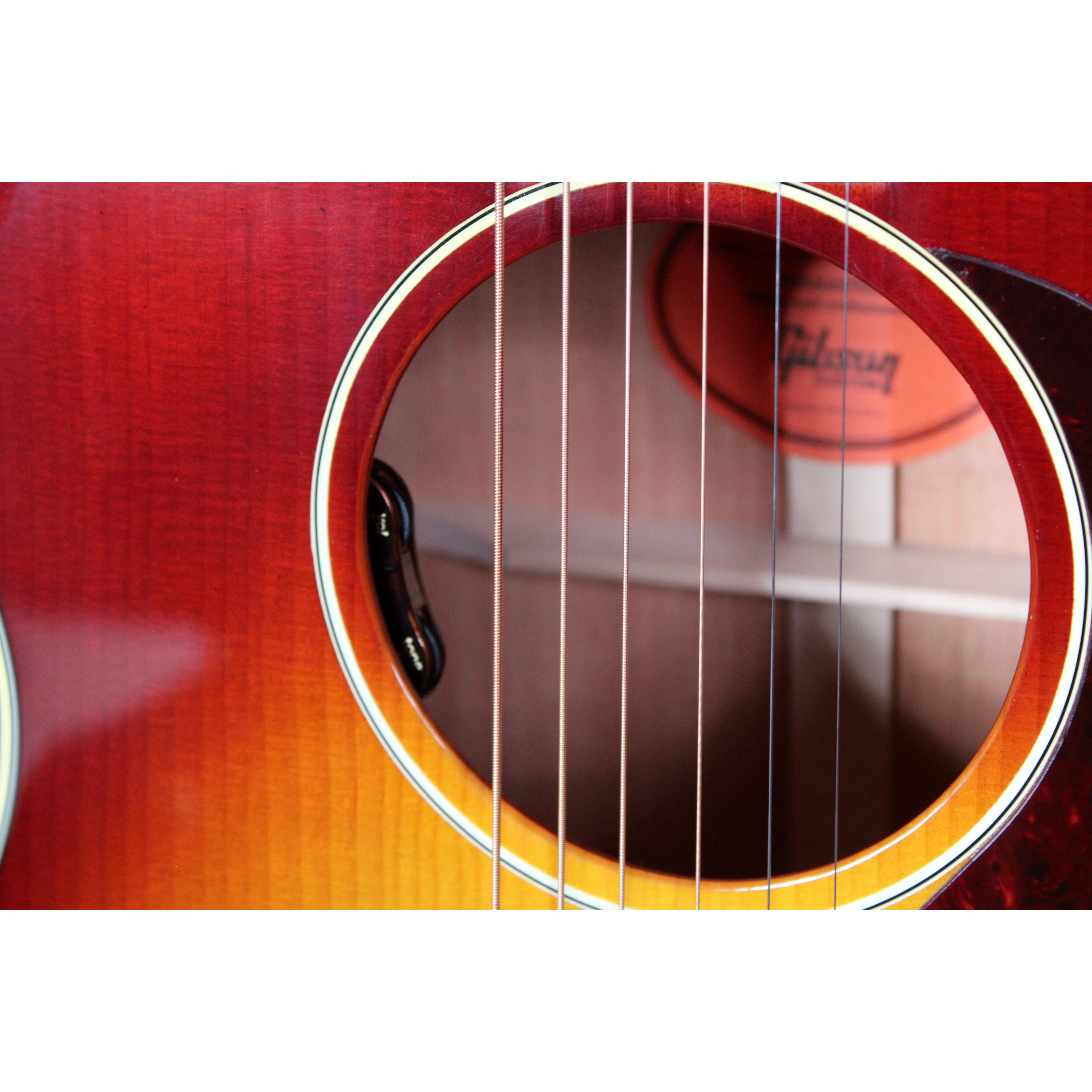 LG-2 Western Autumnburst M2M Custom Shop