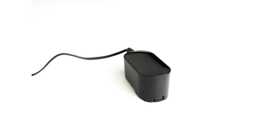Power Ace 25 - Multi-Regional 9V DC, 2 500 mA Power Adapter 
