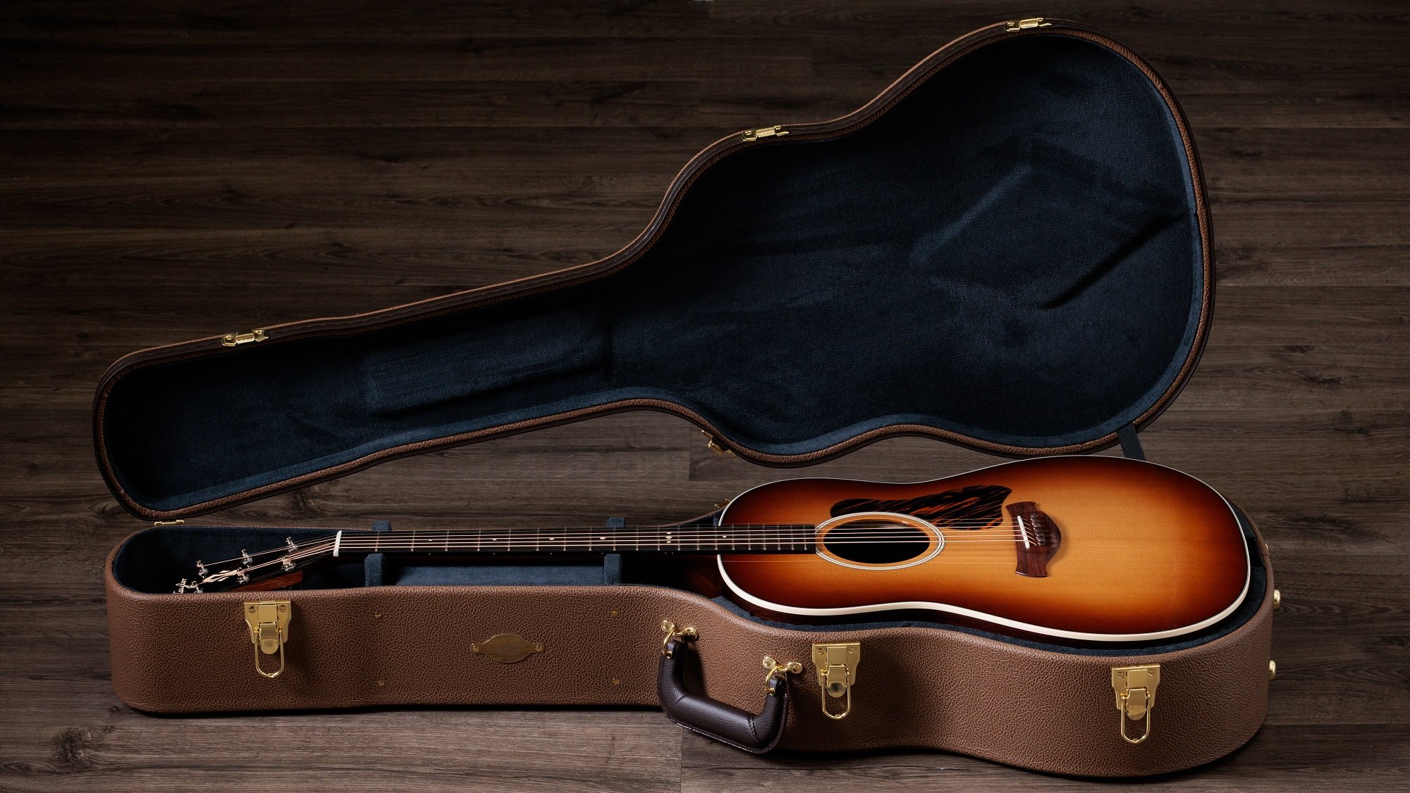 Gold Label 717e SB Firestripe Pickguard Westerngitarre