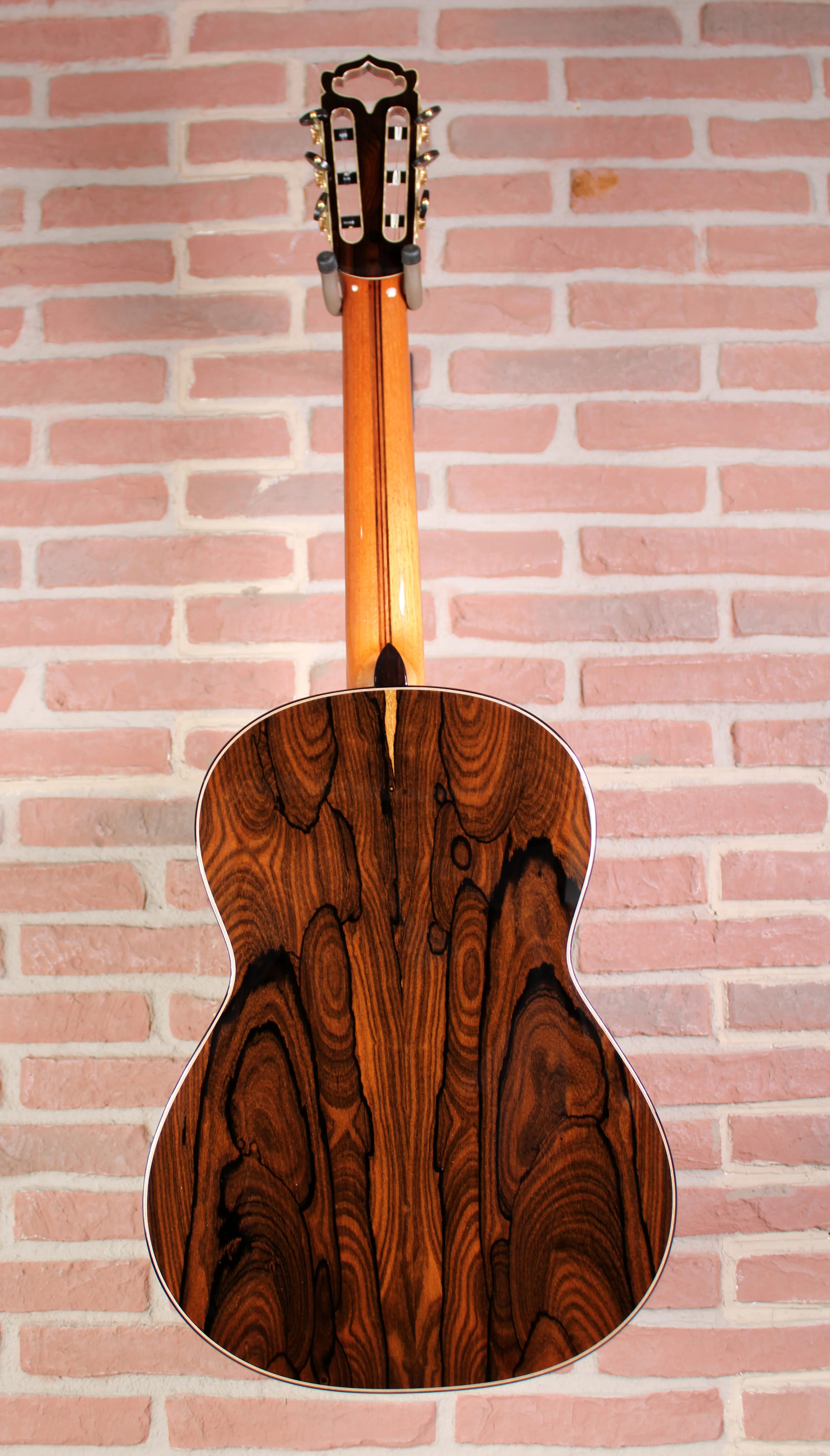 HE Torres Master Class Classical Guitar 4/4