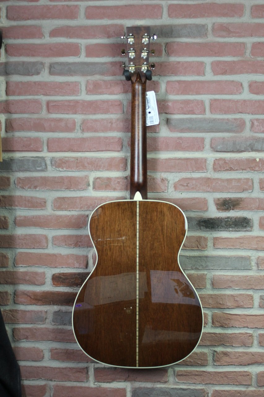 000-CS Custom C21-050654 (Versandrückläufer)