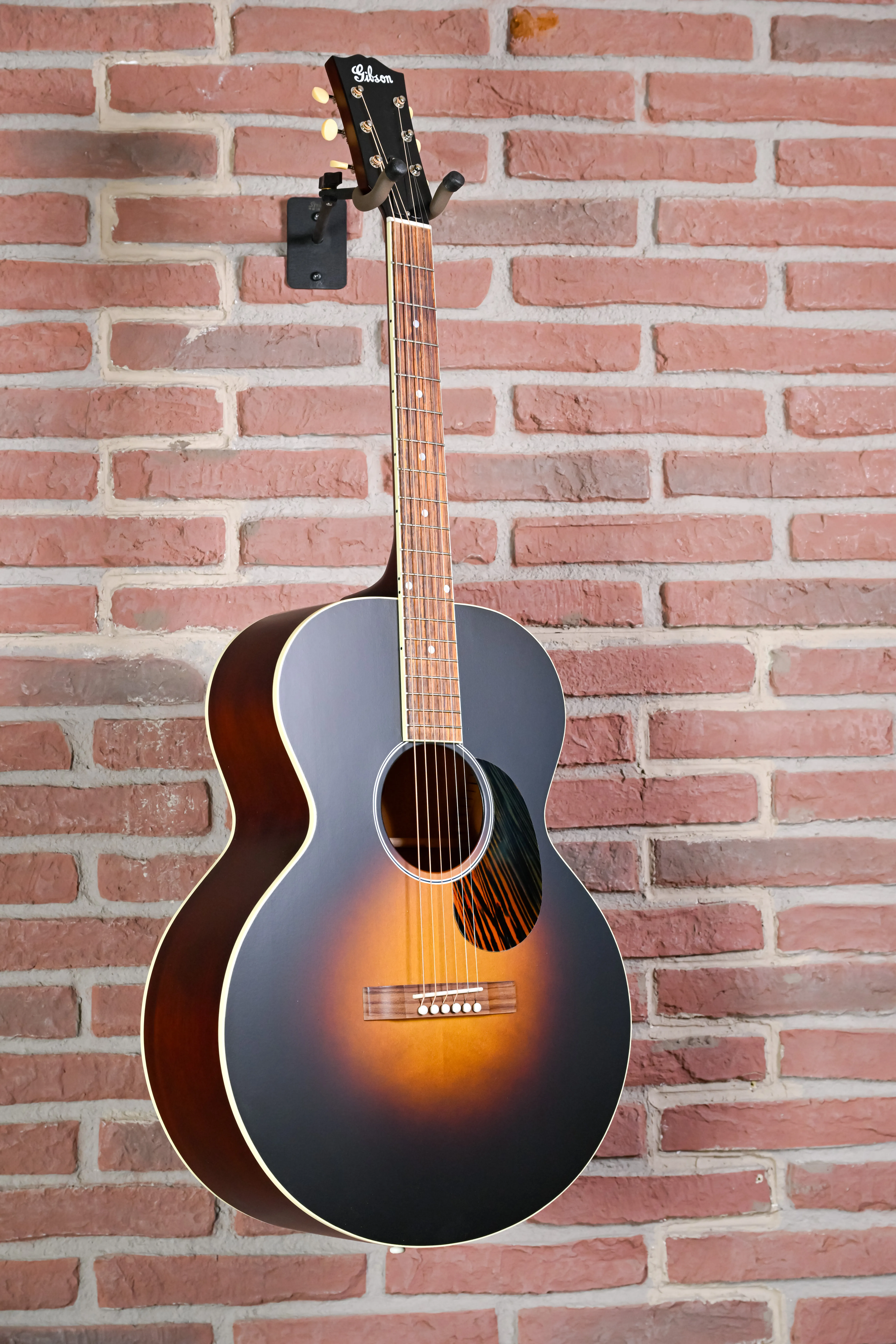 J-185 Century 12-Fret Vintage Sunburst Jumbo Westerngitarre