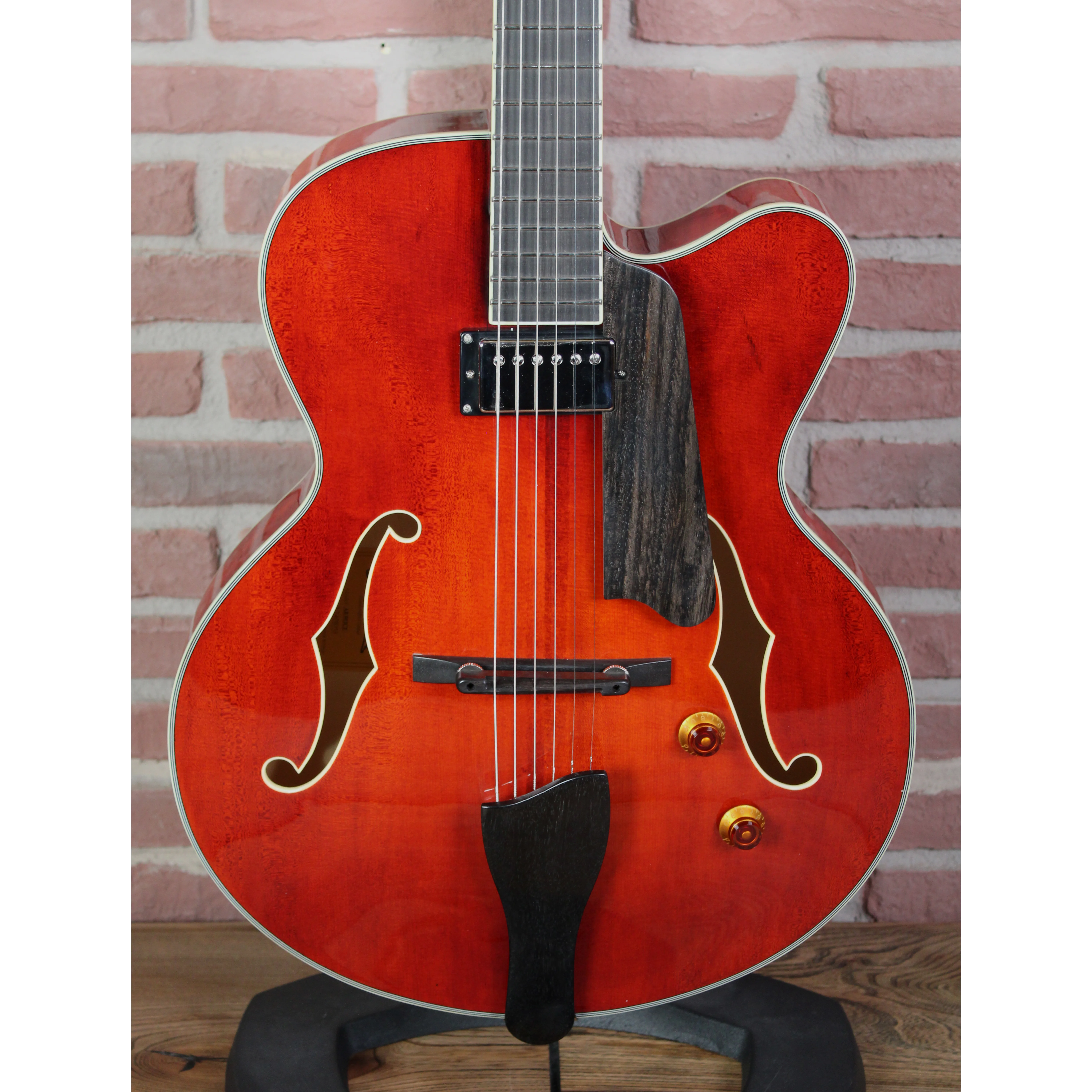 AR503CE Classic Archtop
