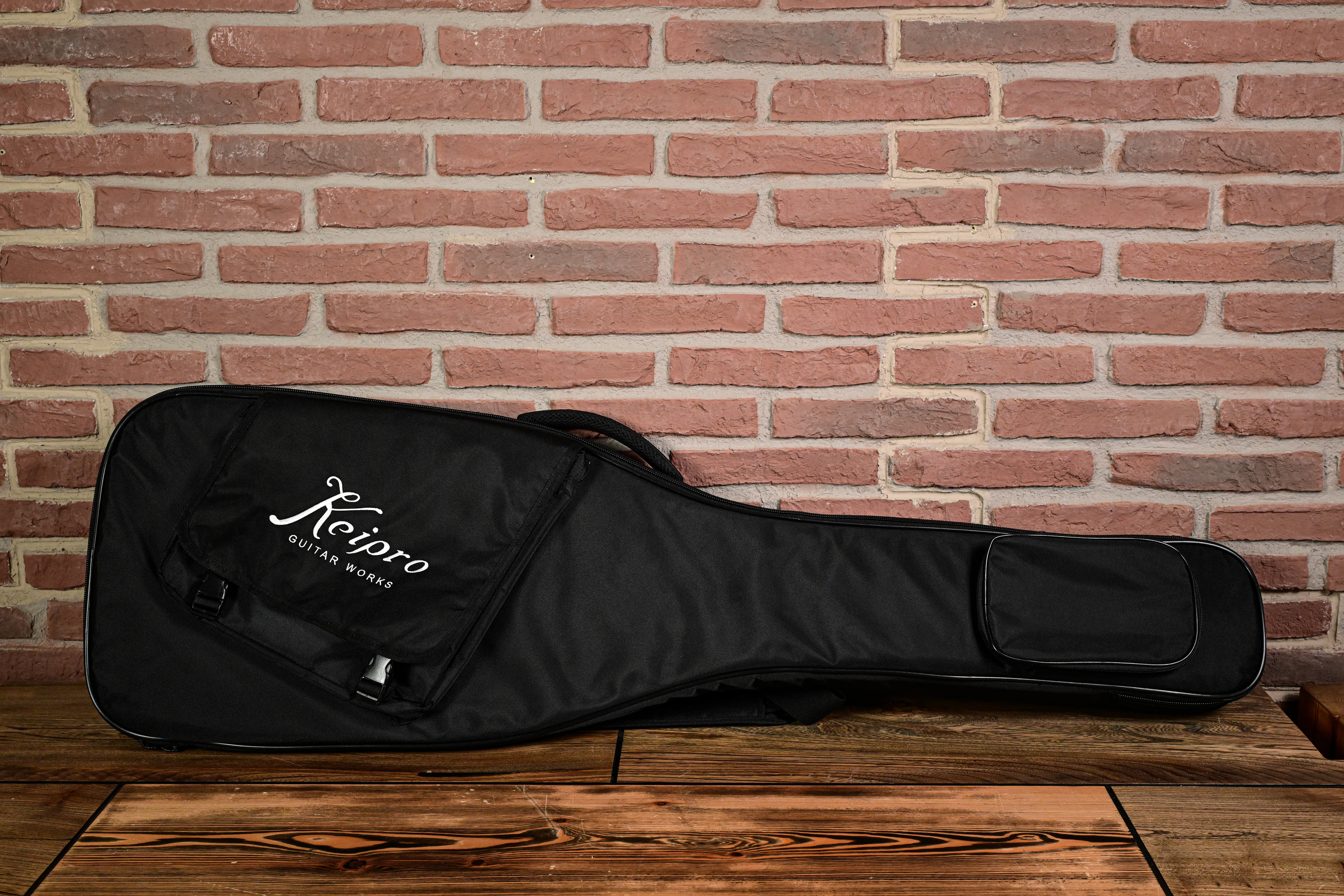 KJB-Custom Rosewood Act Bass  Black