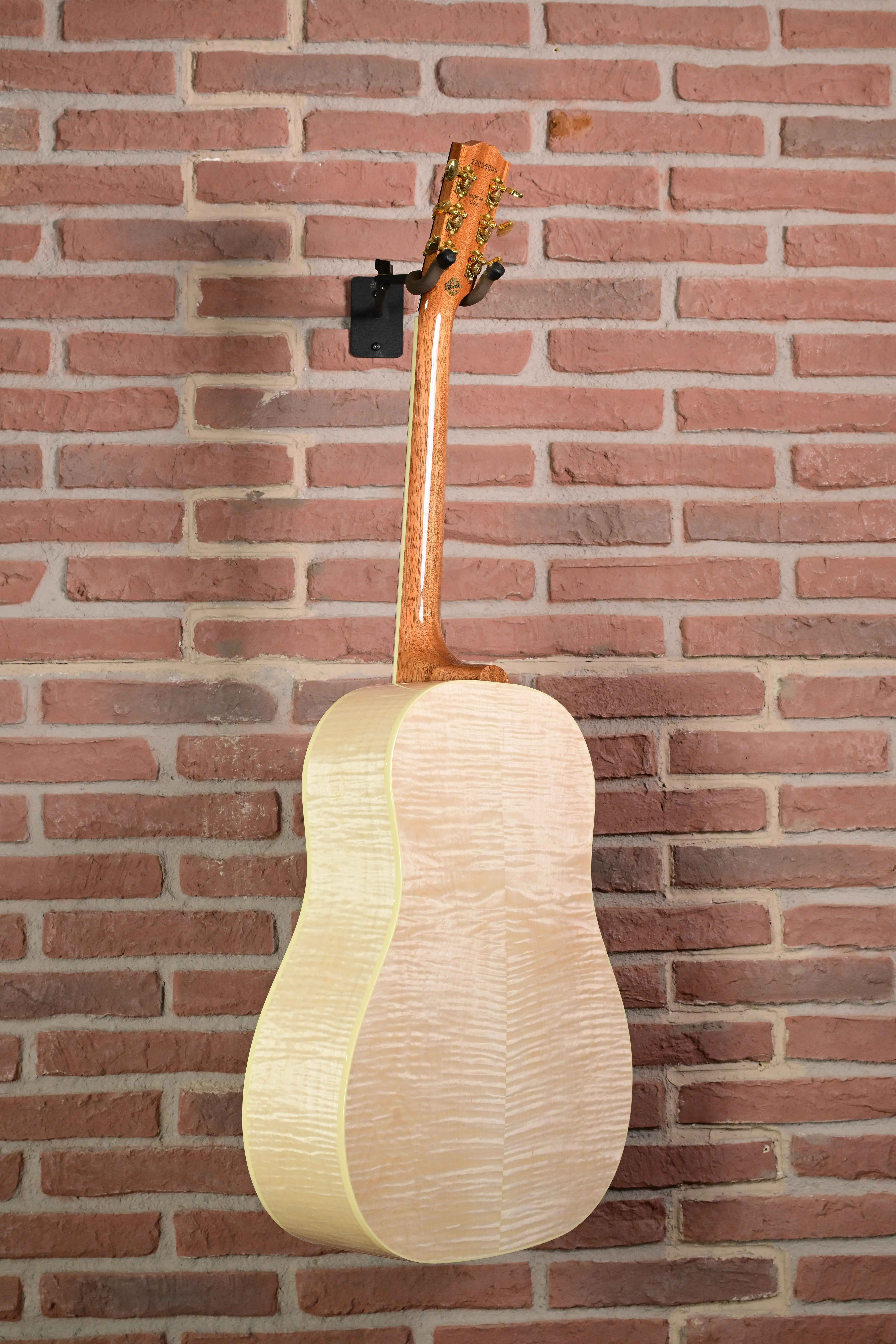 Advanced Jumbo Standard Maple M2M Custom Shop Westerngitarre