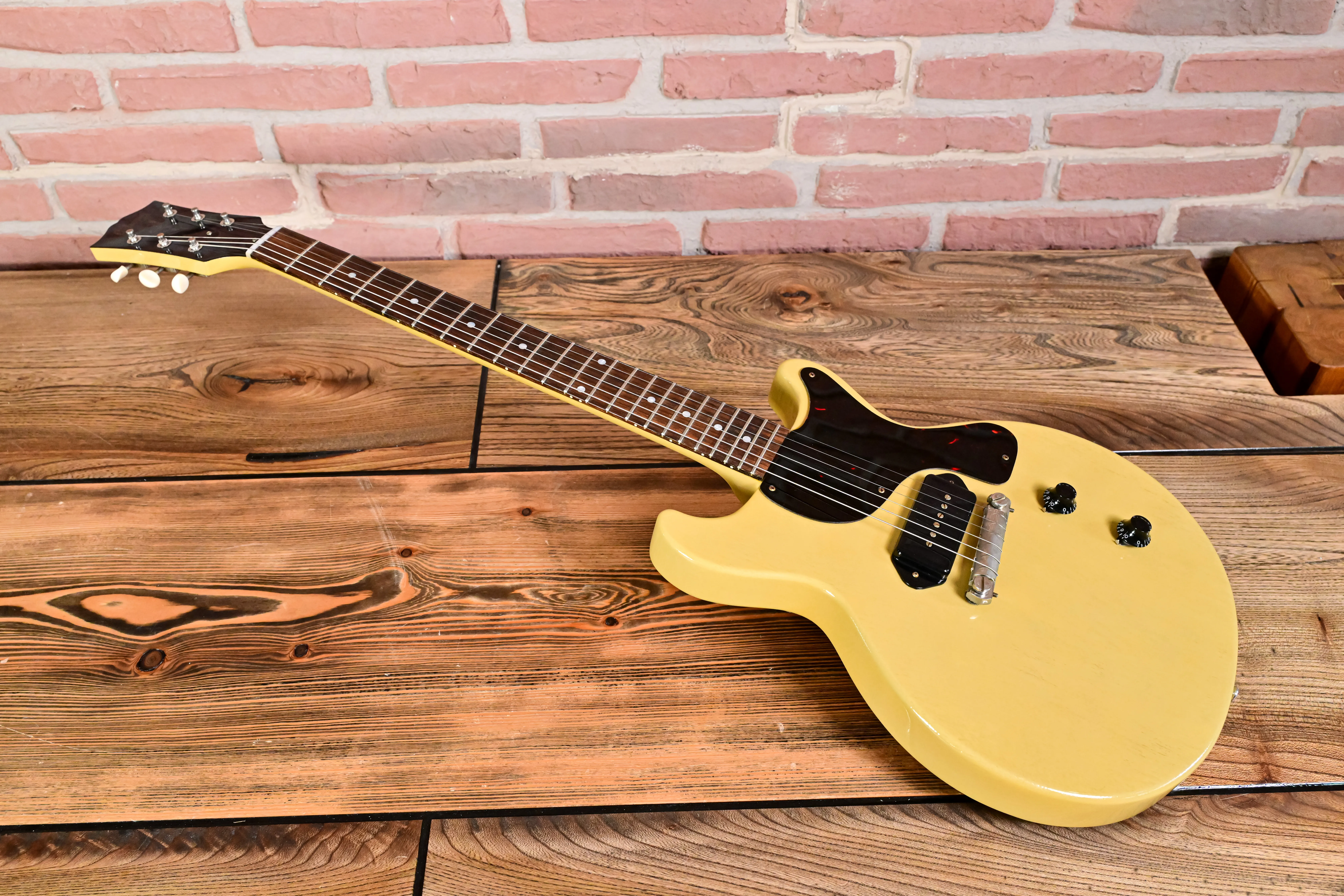 1958 Les Paul Junior Double Cut Reissue VOS TV Yellow